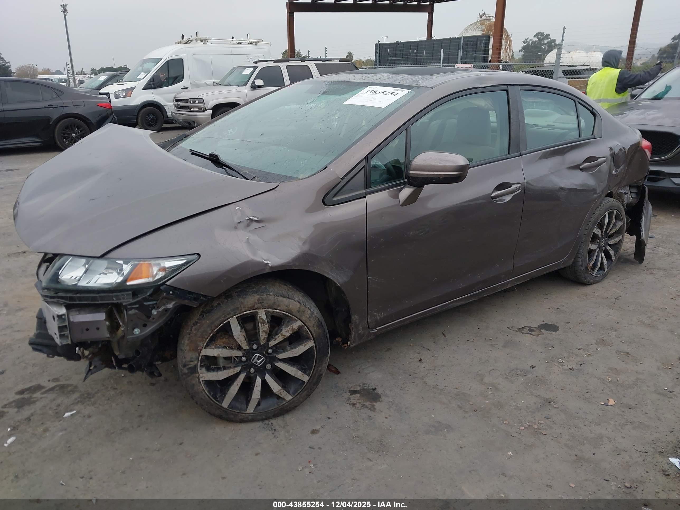 HONDA CIVIC image 2