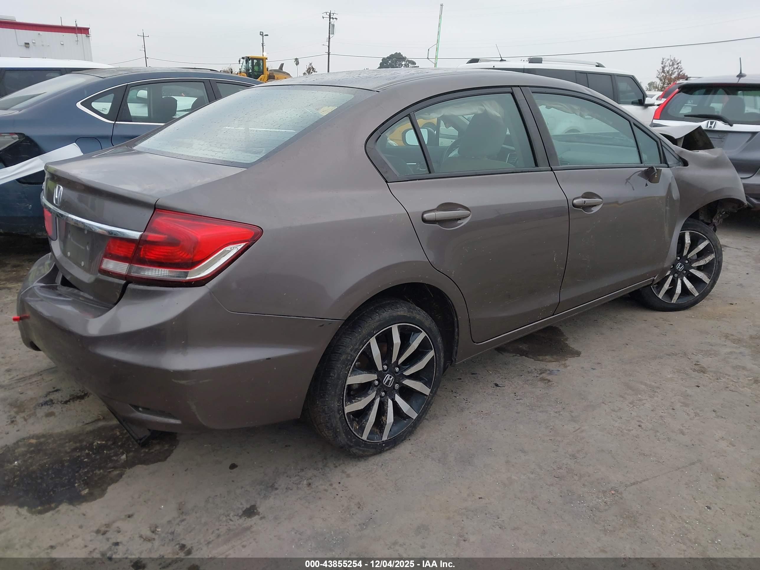 HONDA CIVIC image 4