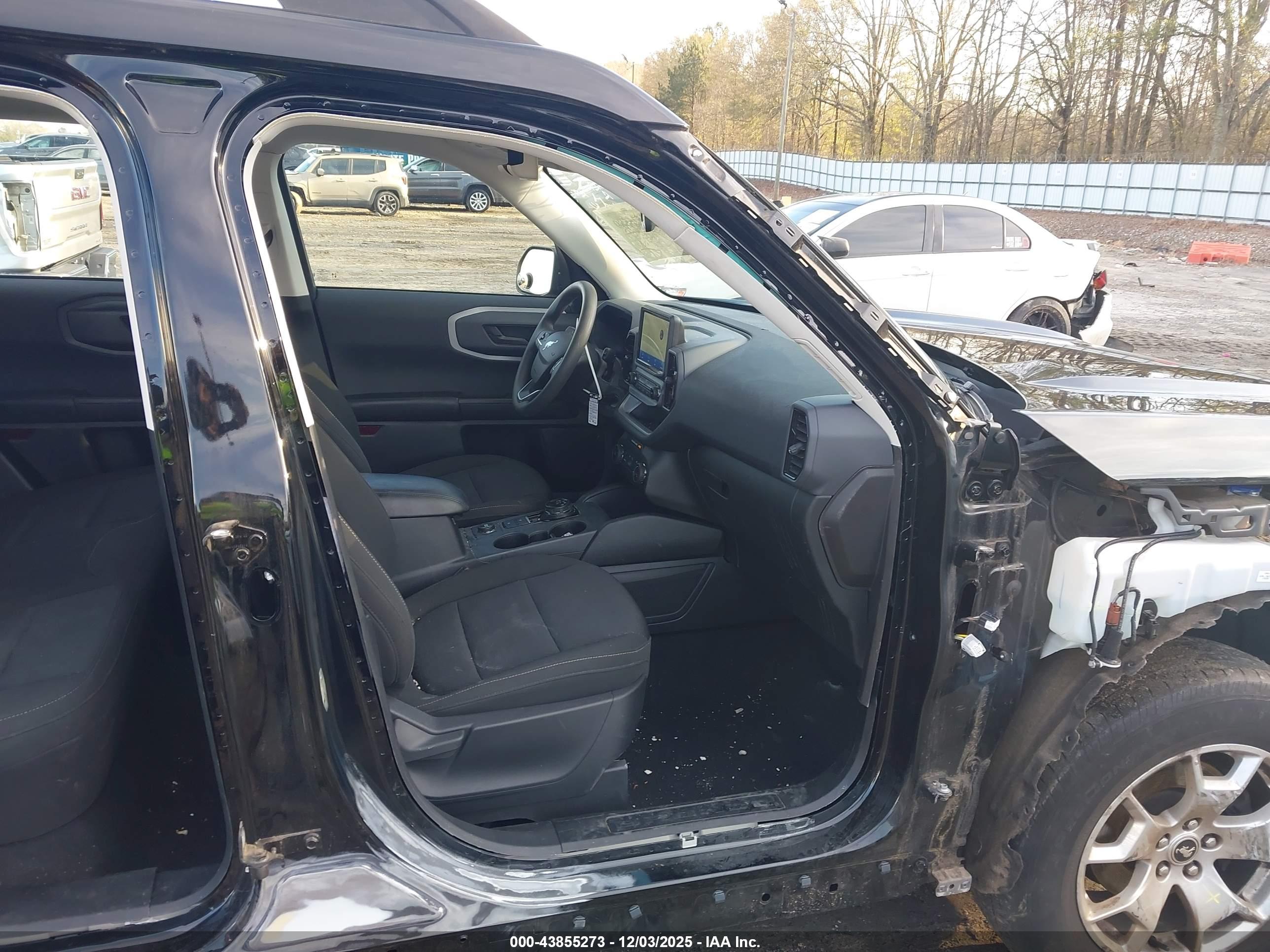 FORD BRONCO image 5