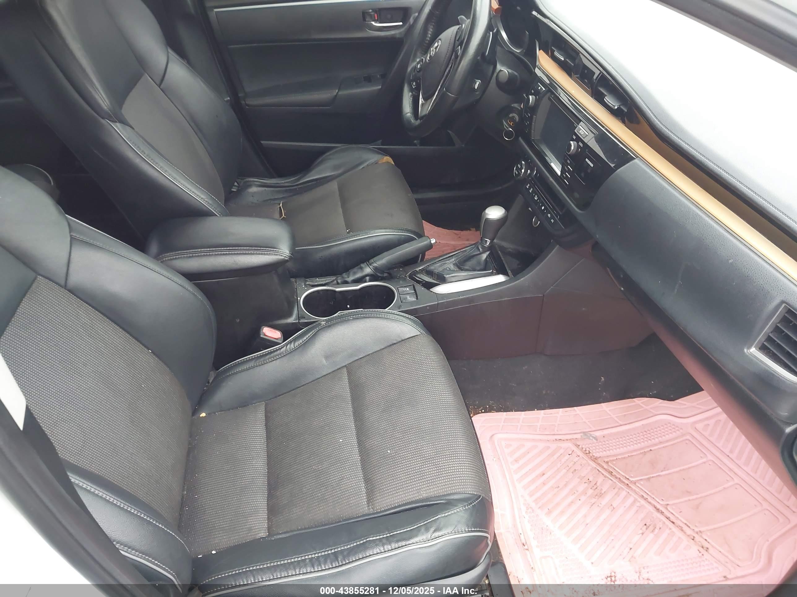 TOYOTA COROLLA image 5