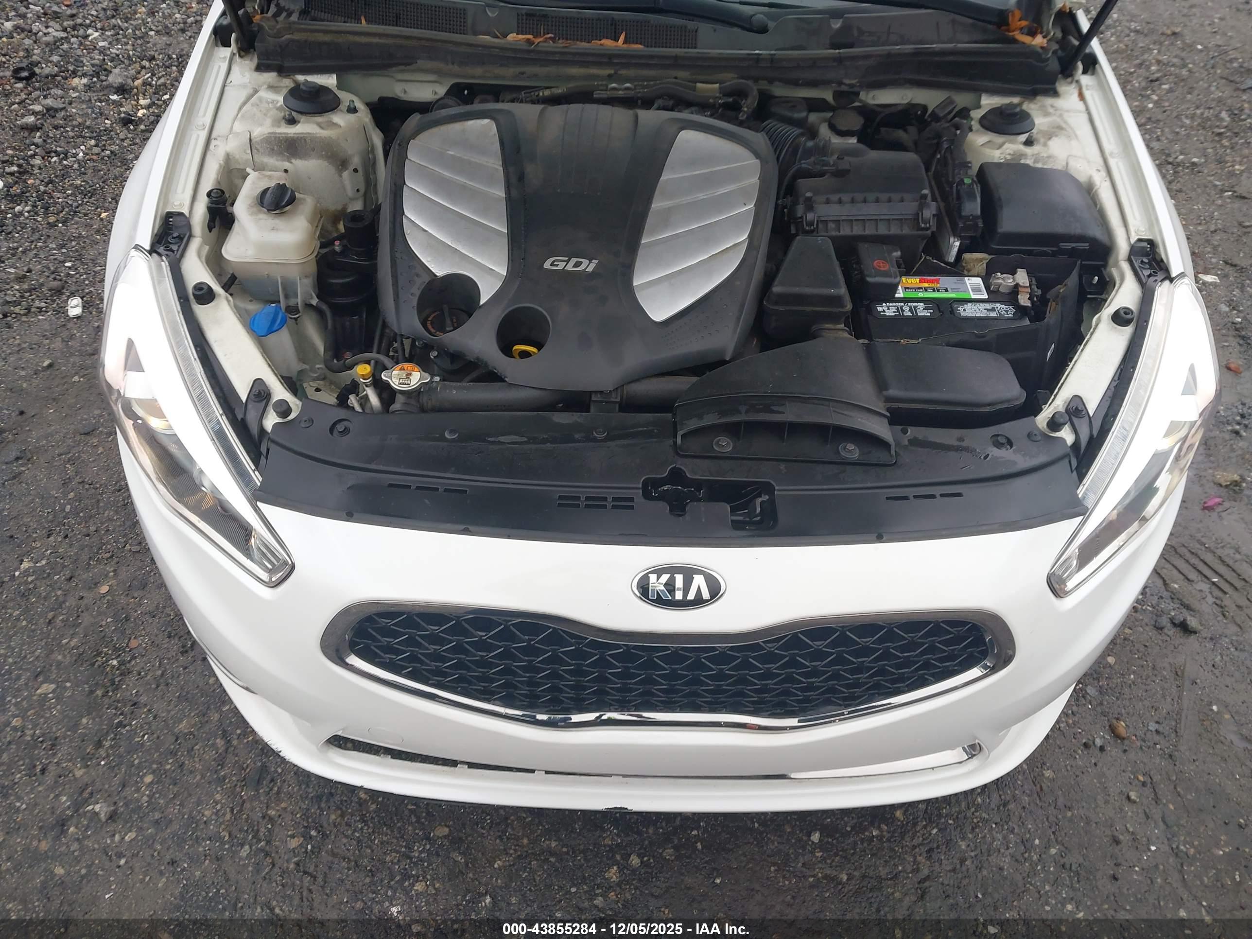 KIA CADENZA image 10