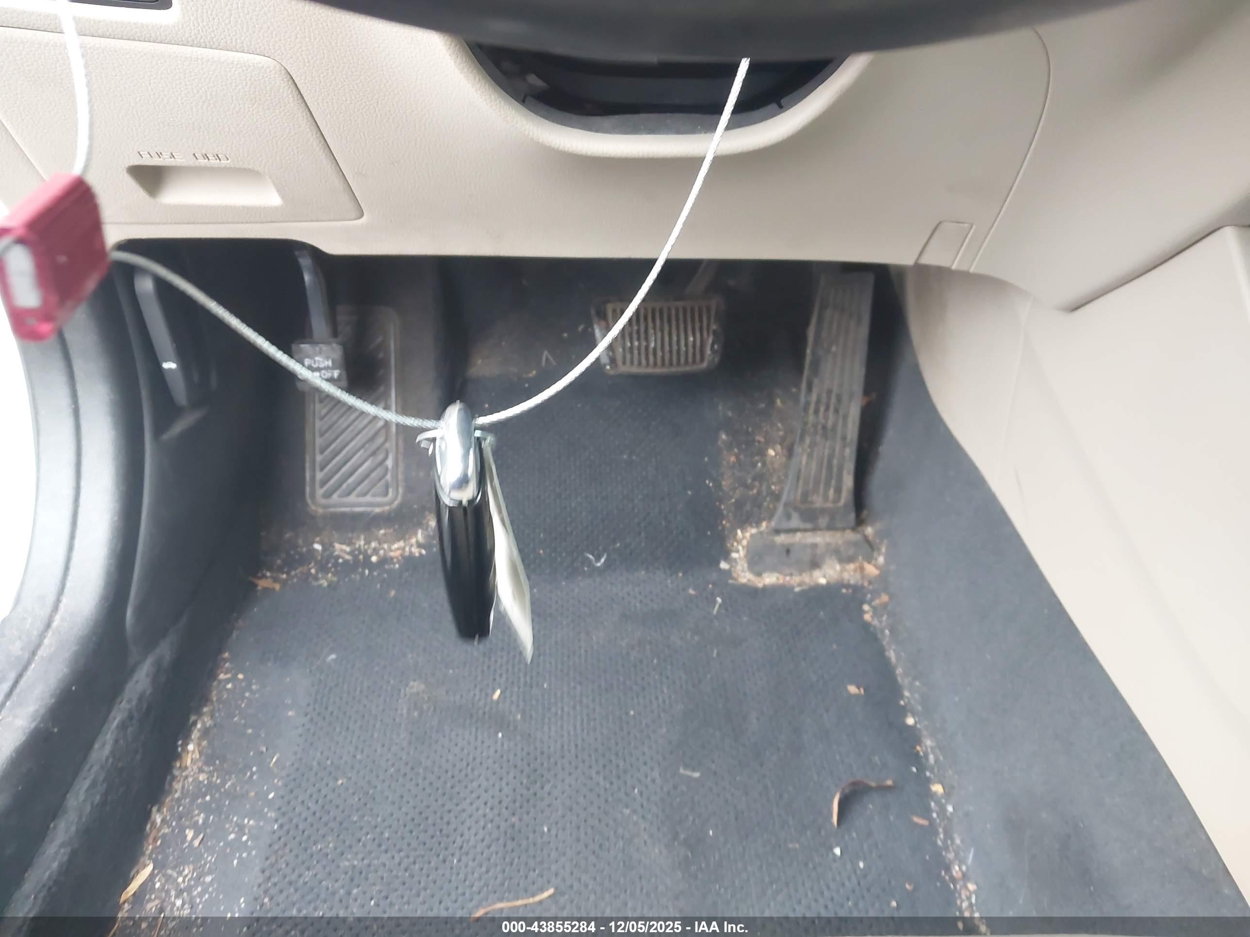 KIA CADENZA image 11