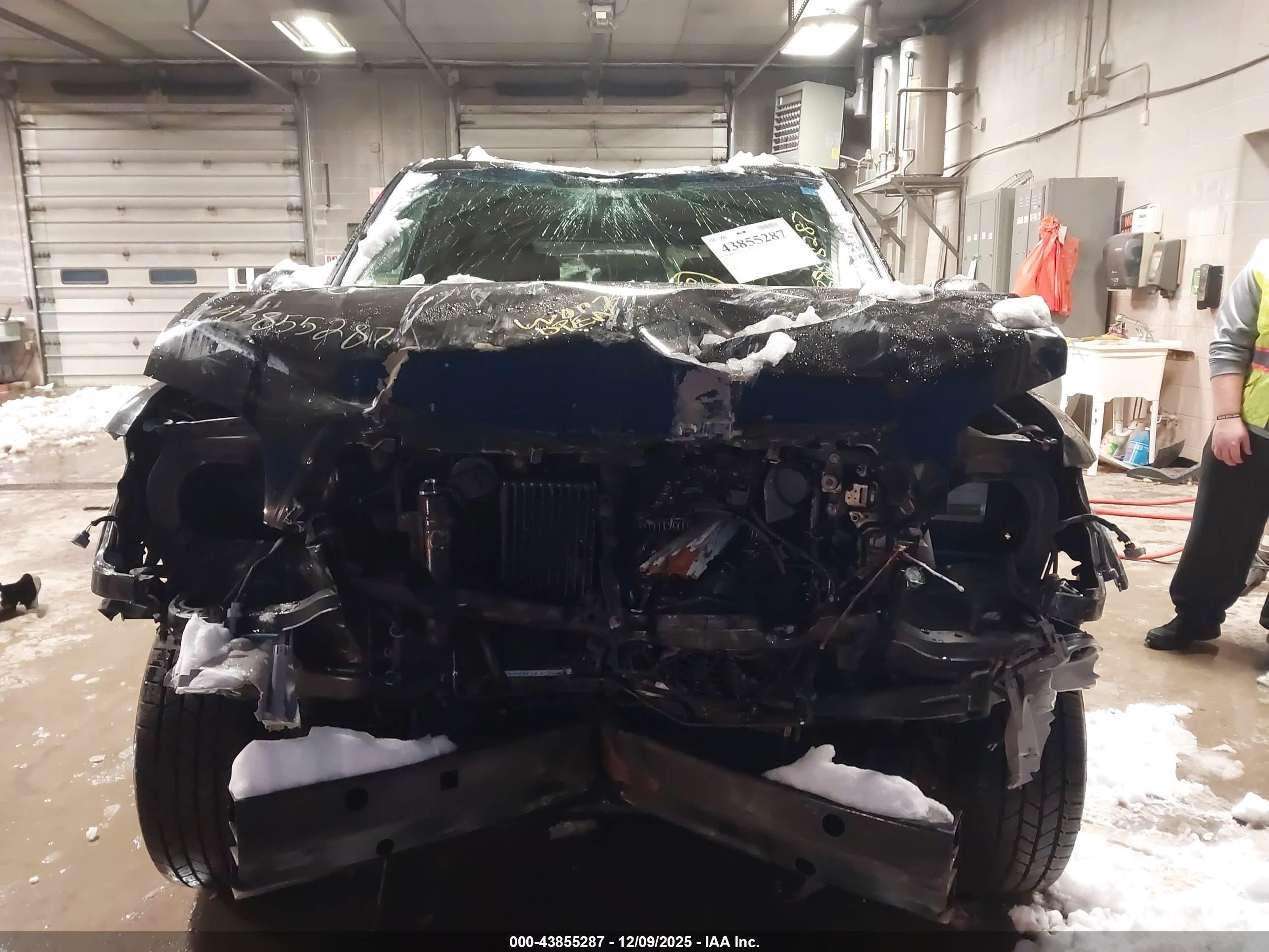 TOYOTA SEQUOIA image 6