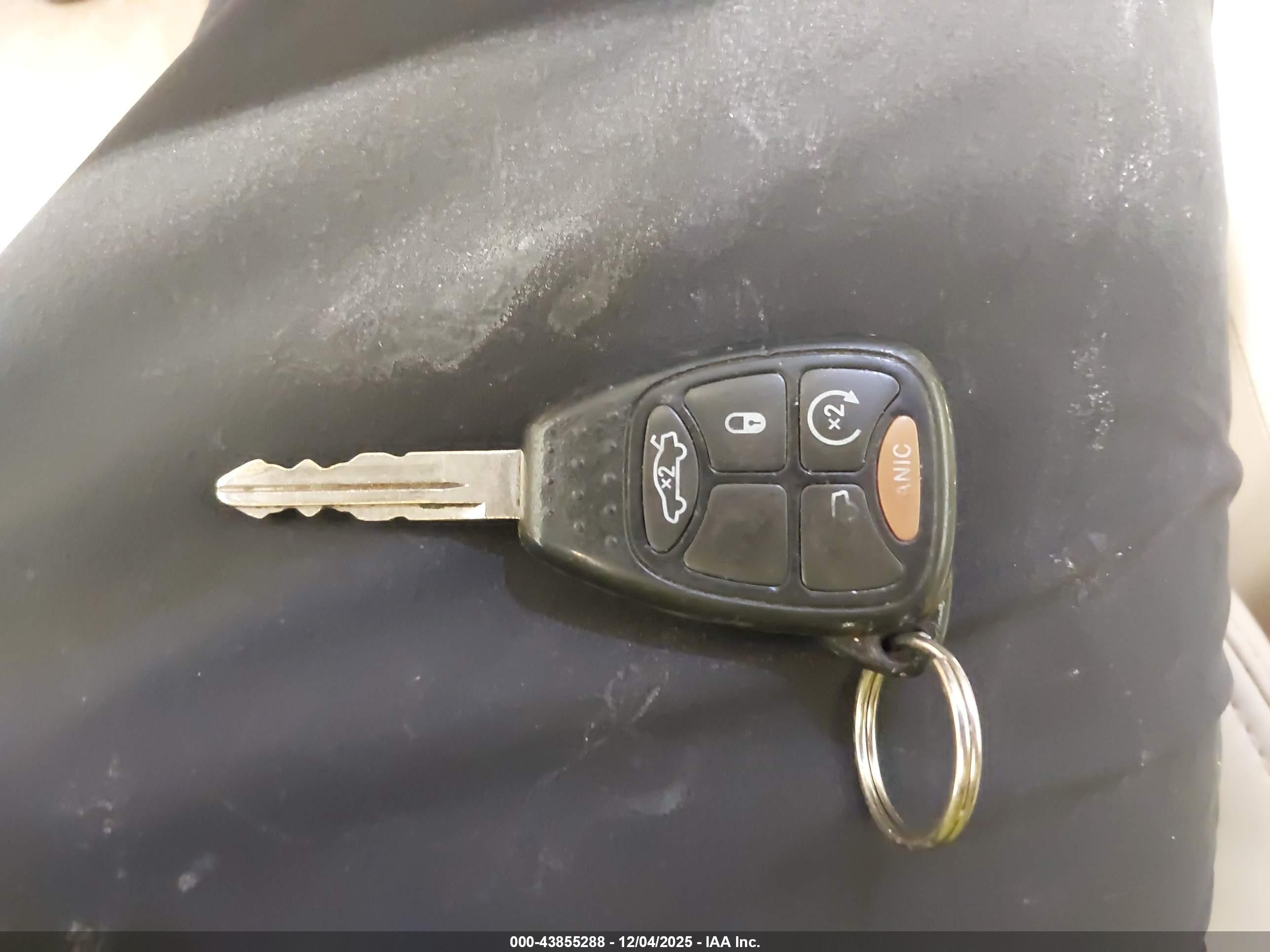 CHRYSLER SEBRING image 11
