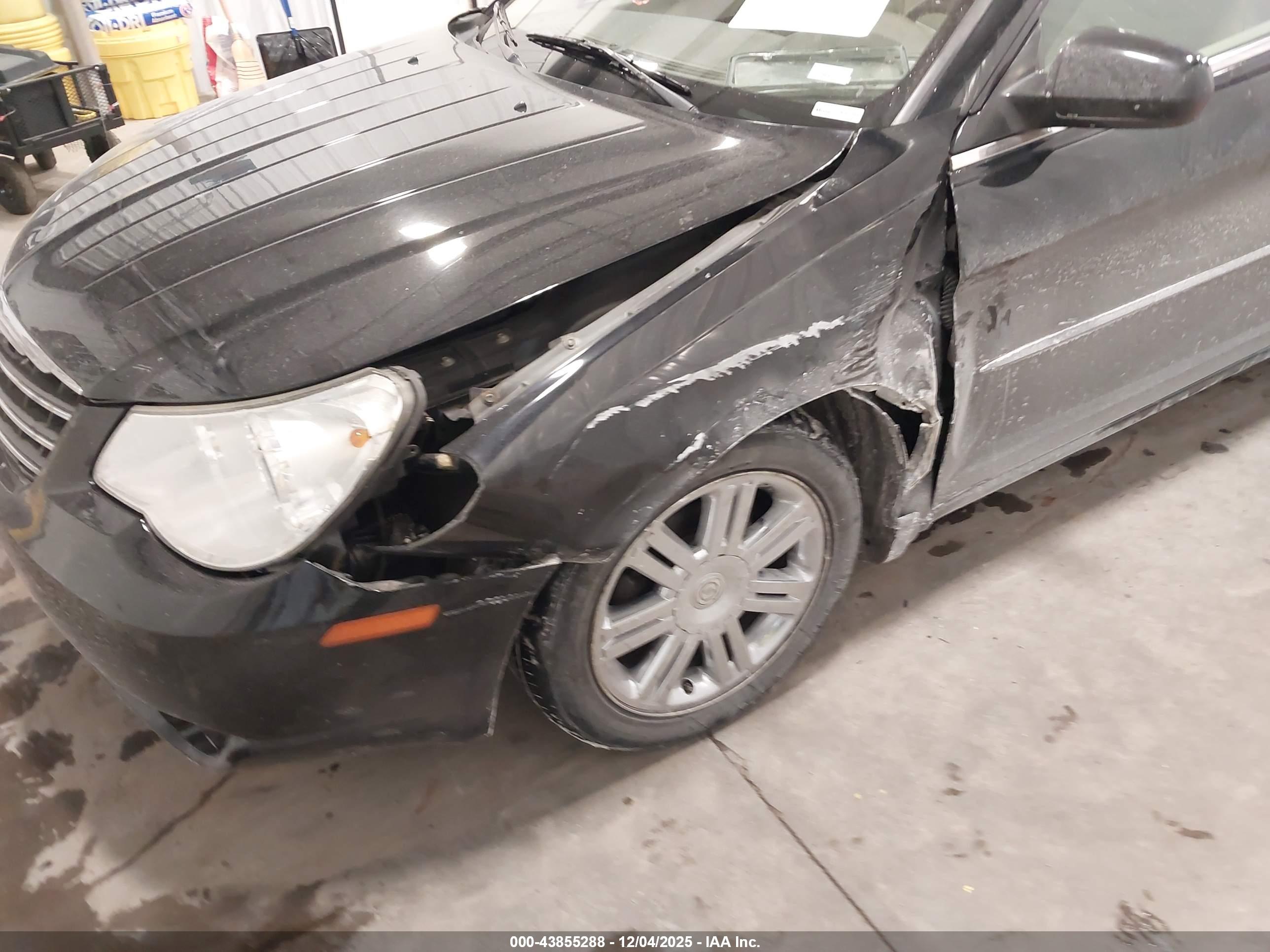 CHRYSLER SEBRING image 6