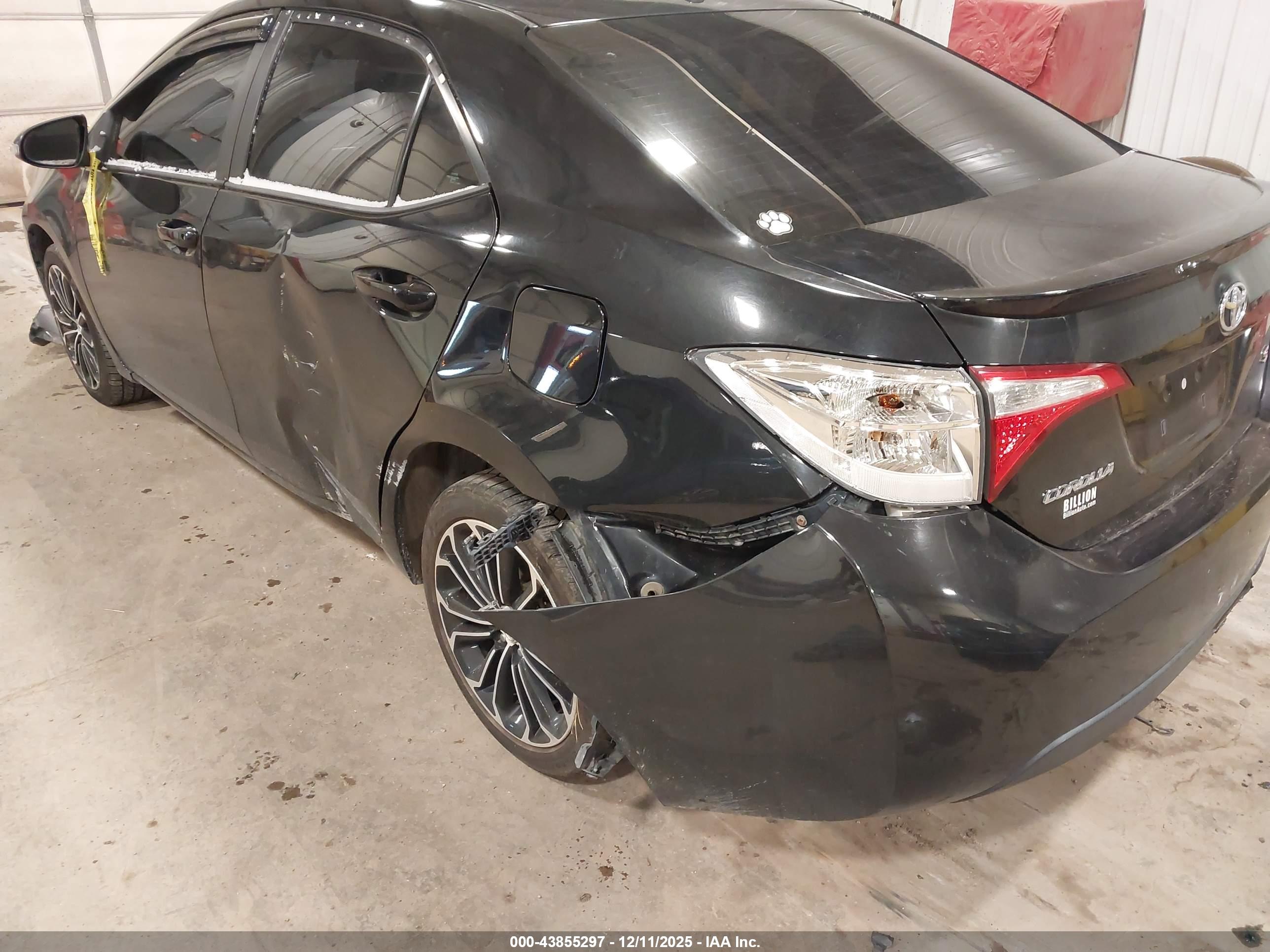 TOYOTA COROLLA image 6
