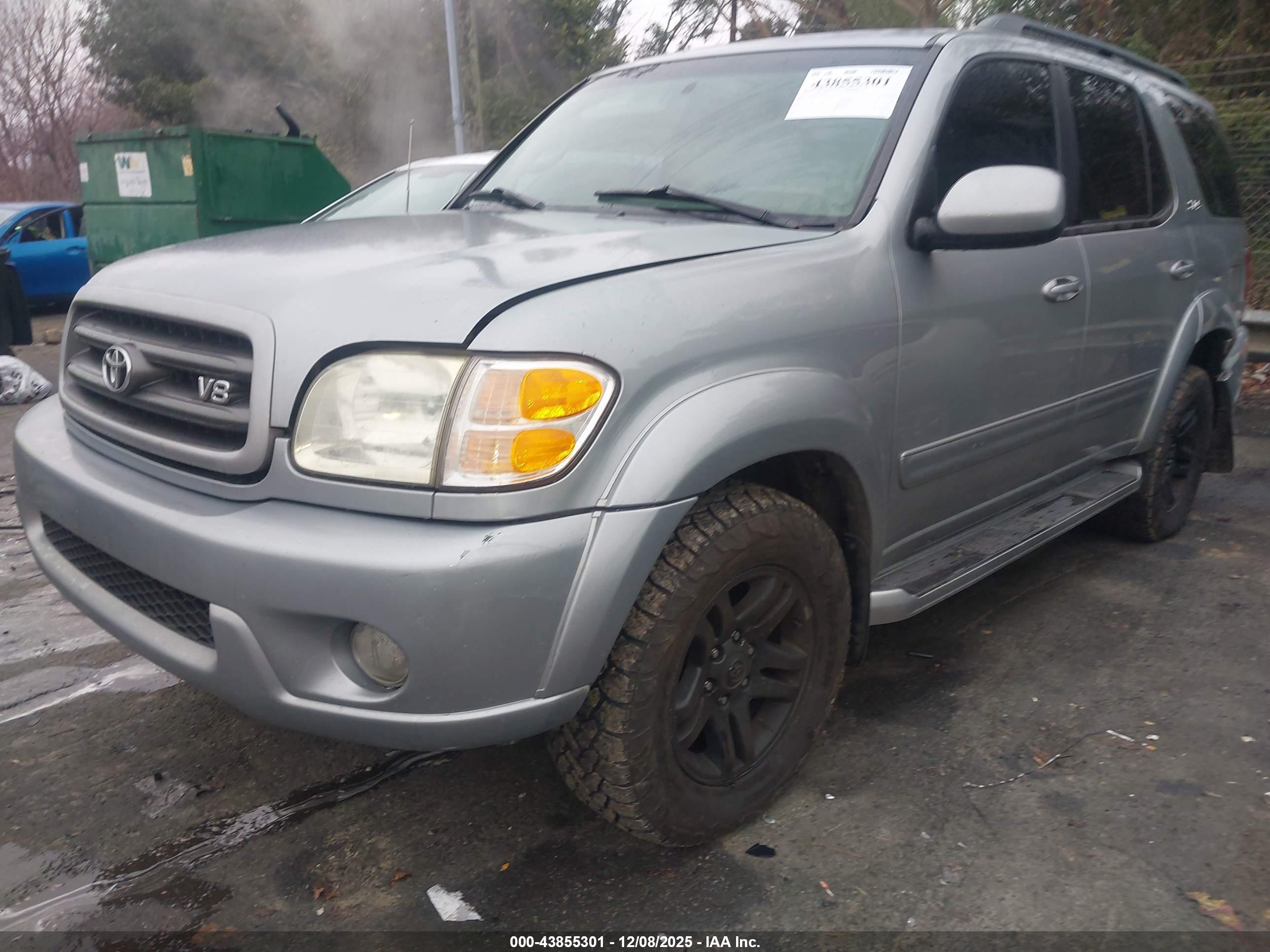 TOYOTA SEQUOIA image 2
