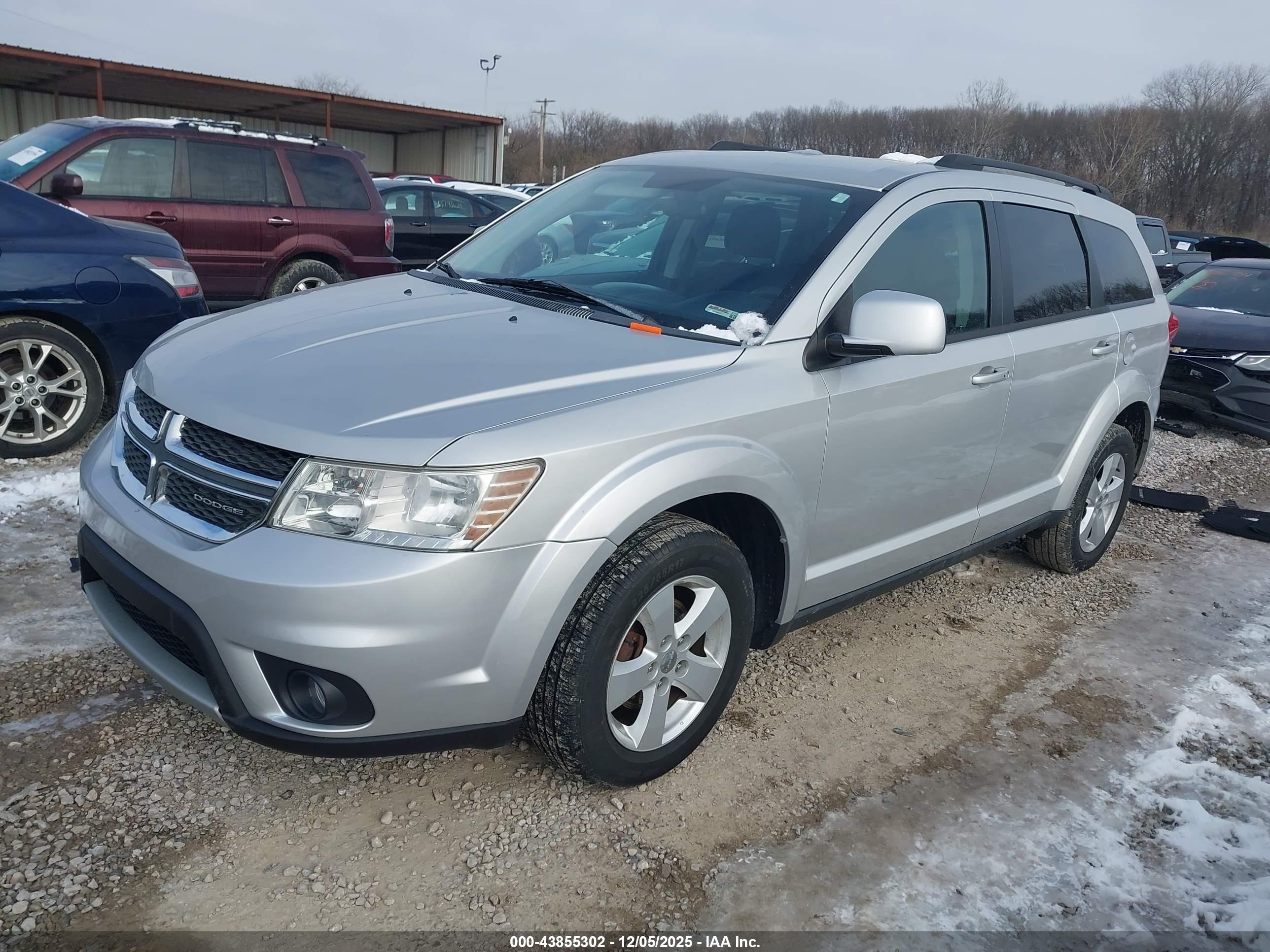 DODGE JOURNEY image 2