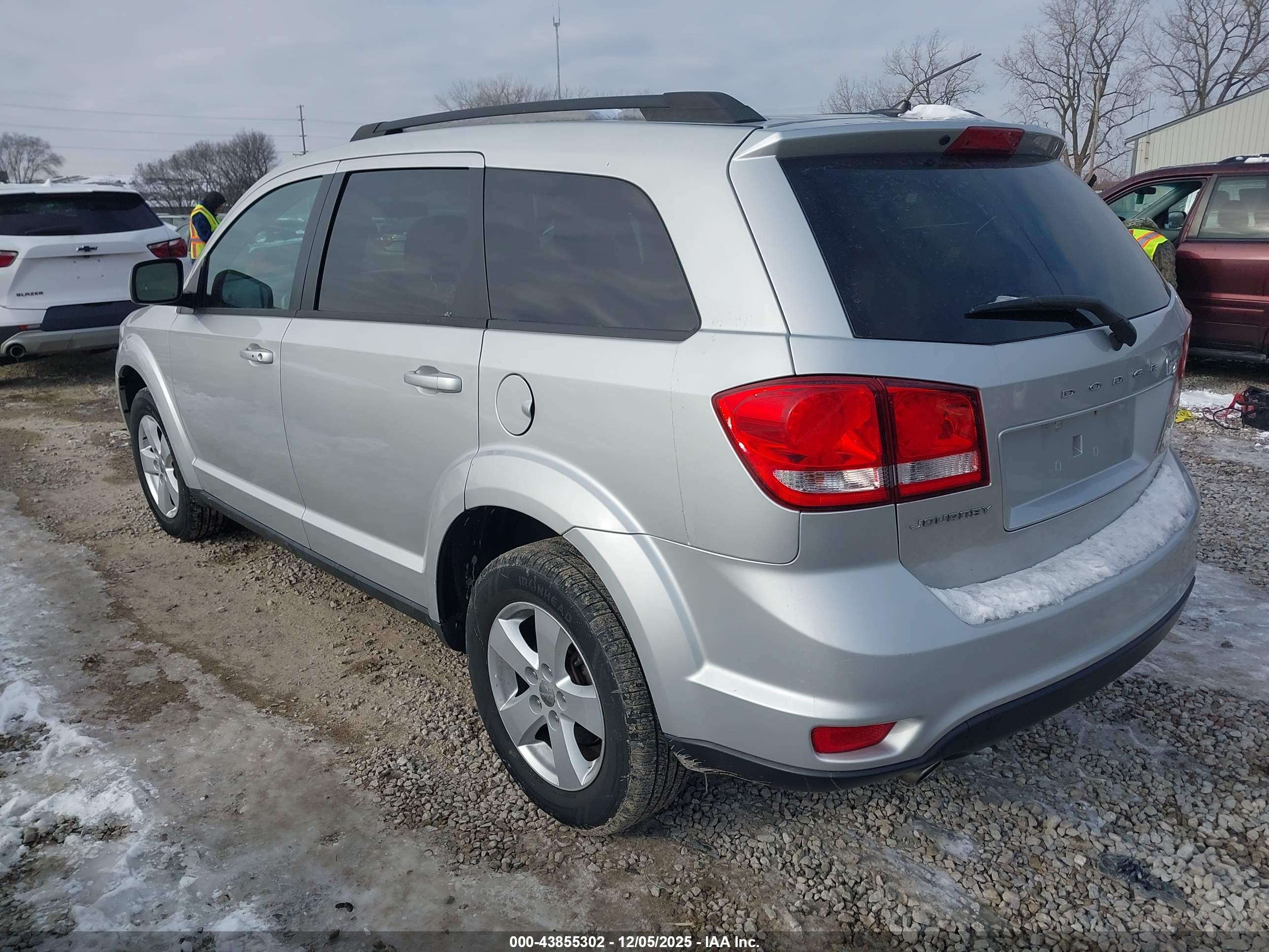 DODGE JOURNEY image 3