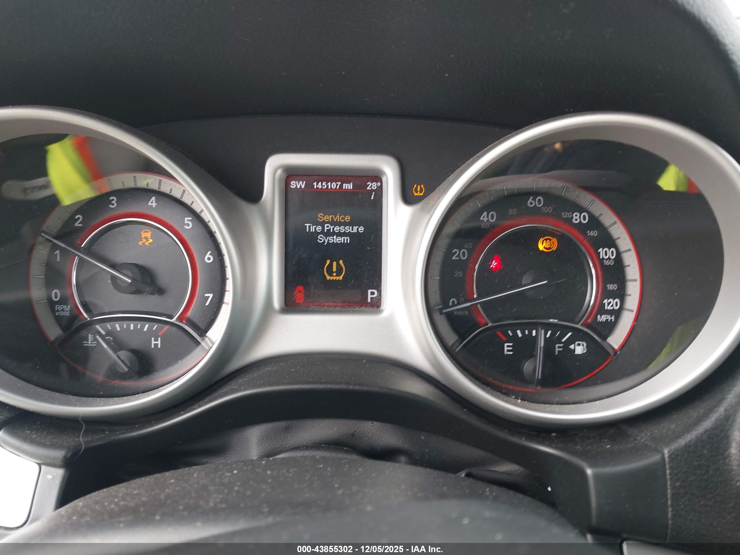 DODGE JOURNEY image 7
