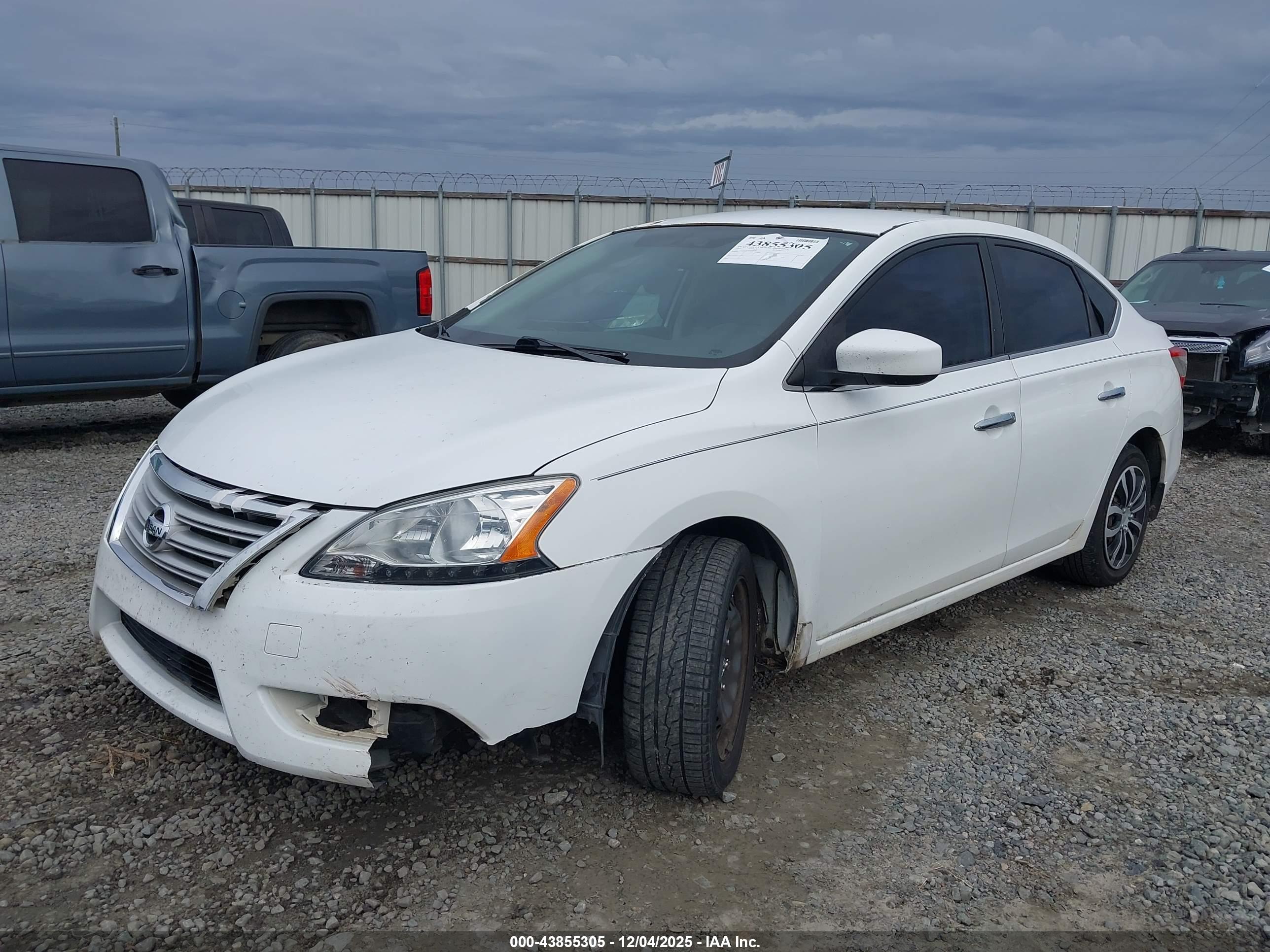 NISSAN SENTRA image 6