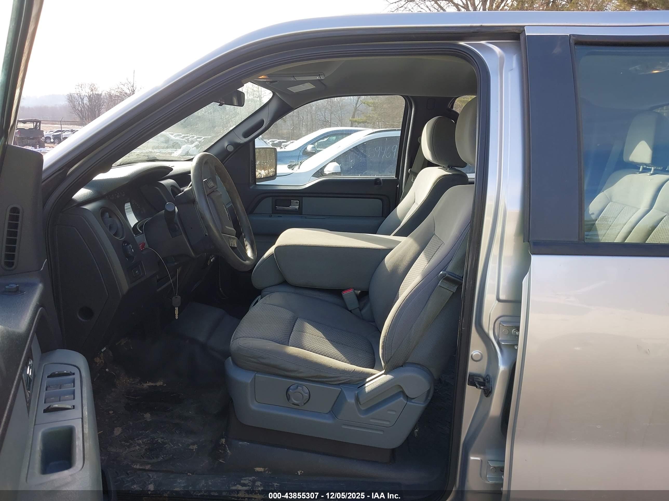FORD F-150 image 5