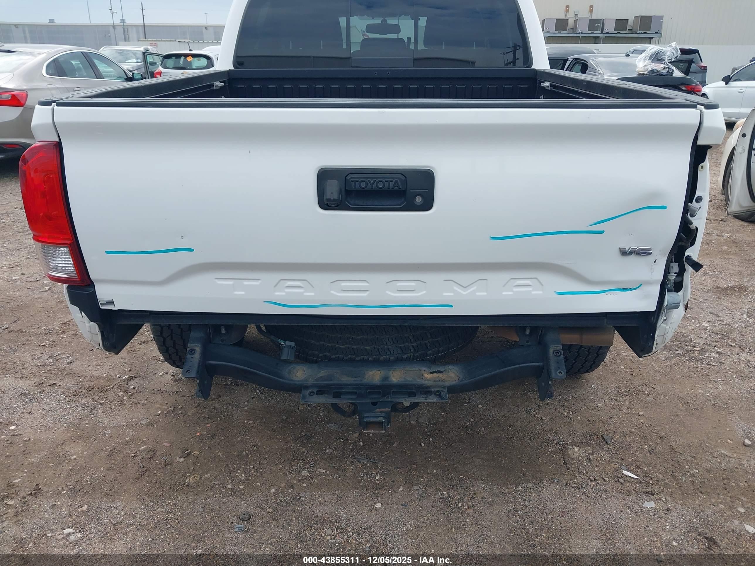 TOYOTA TACOMA image 6
