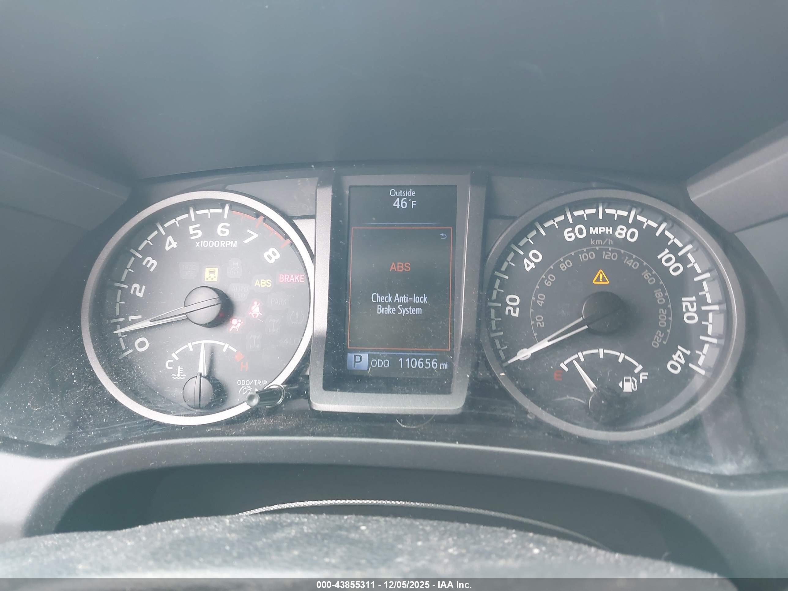 TOYOTA TACOMA image 7