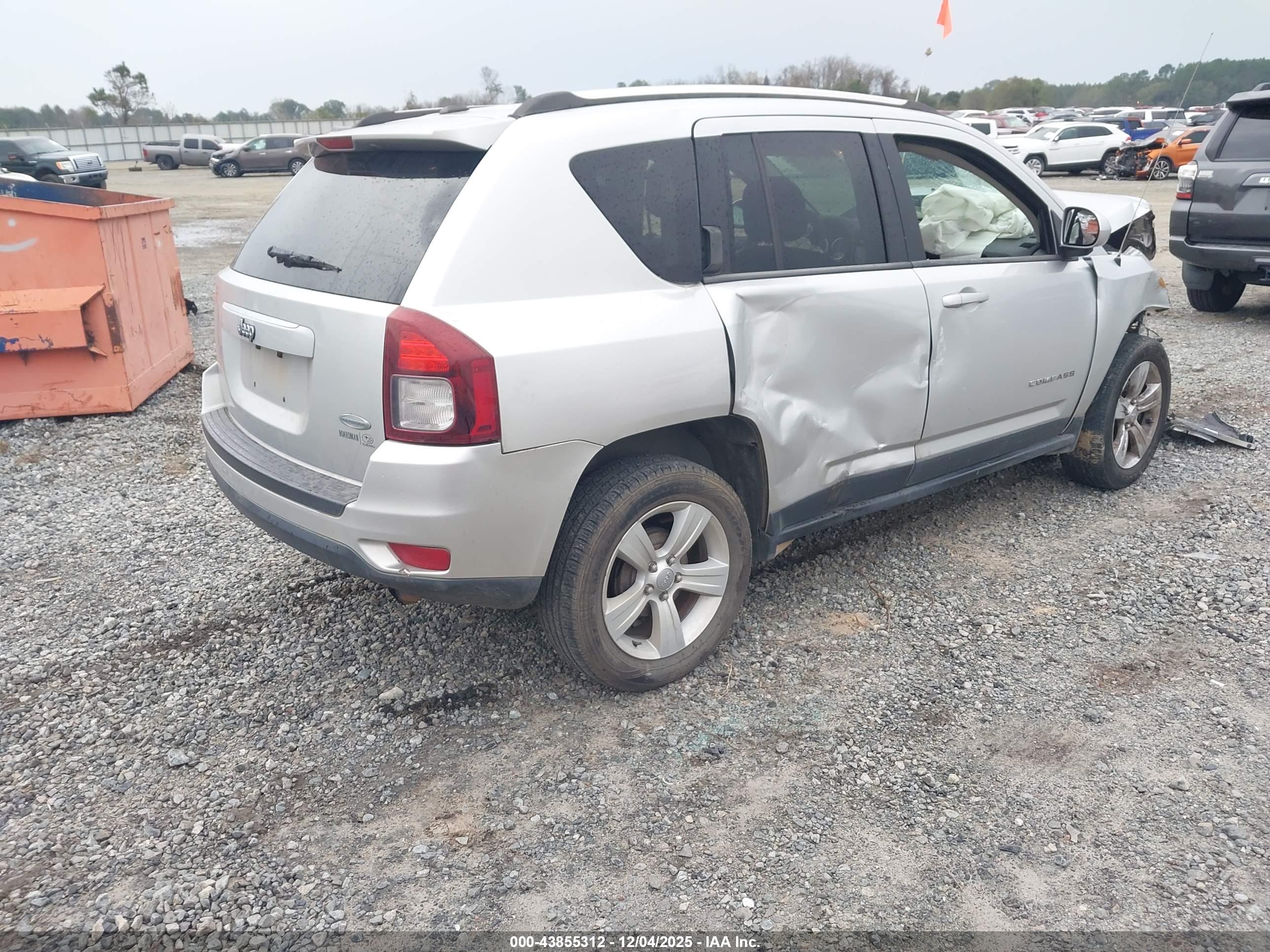 JEEP COMPASS image 4