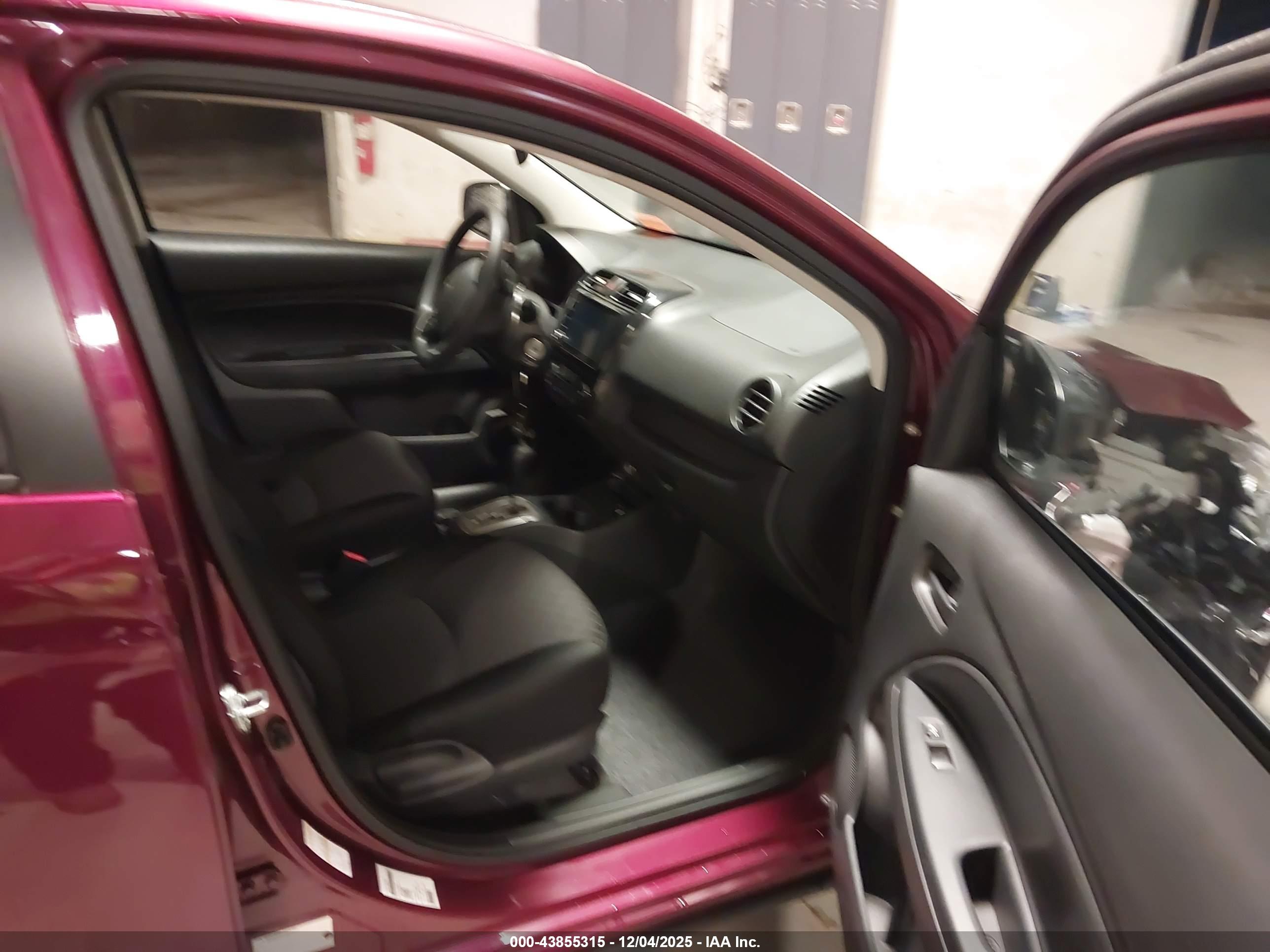MITSUBISHI MIRAGE image 5