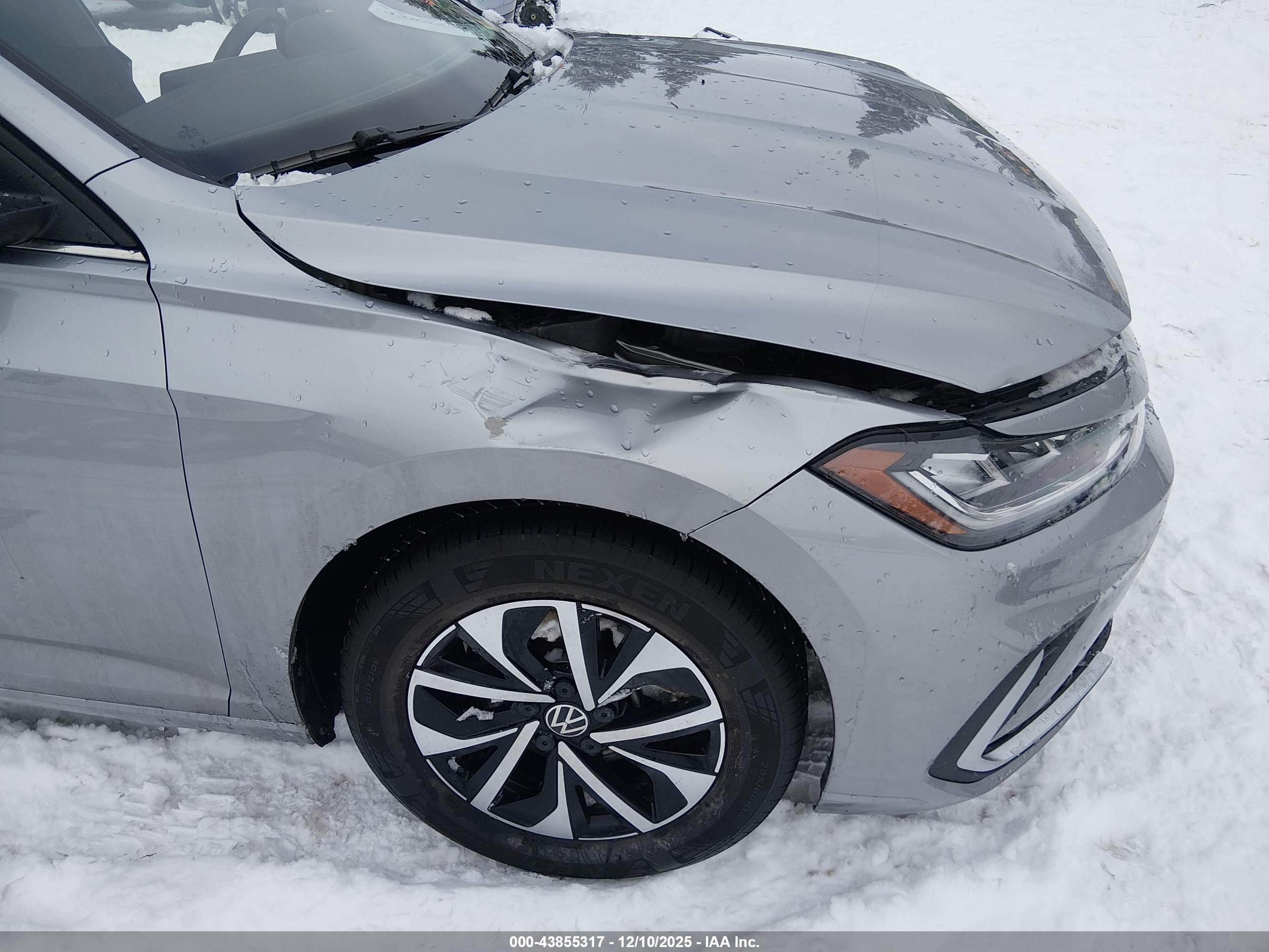 VOLKSWAGEN JETTA image 6
