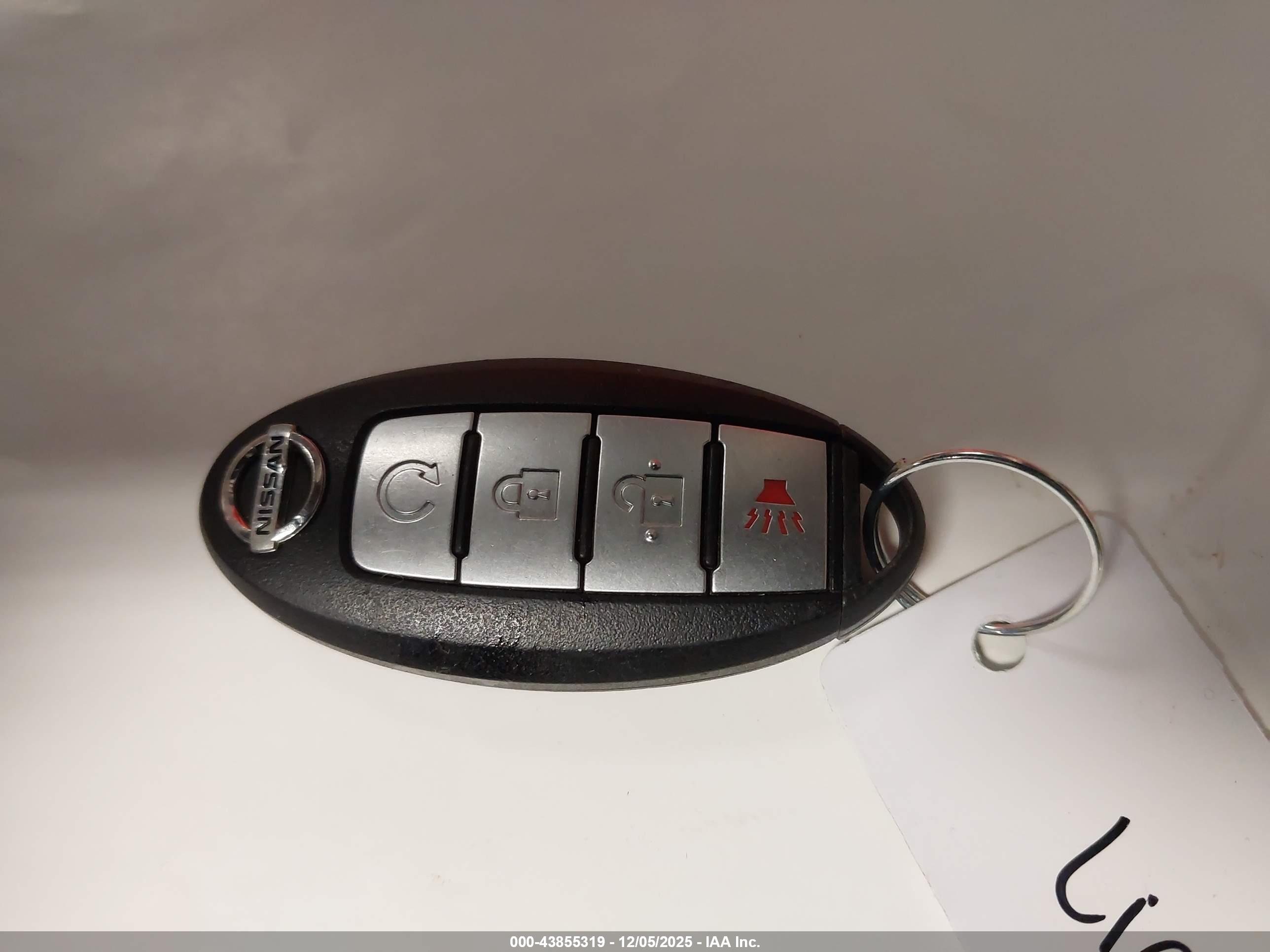 NISSAN MURANO image 11