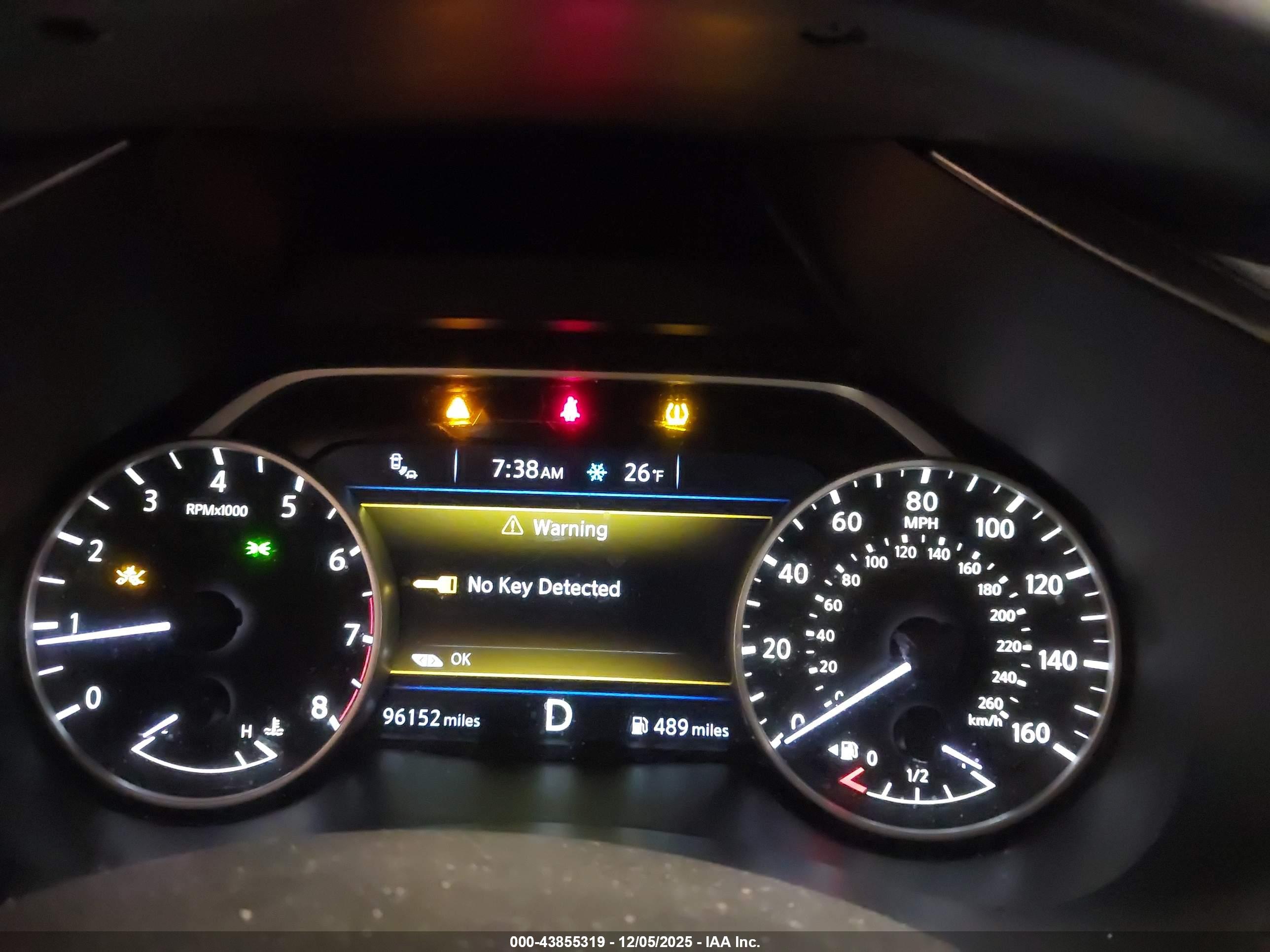 NISSAN MURANO image 7