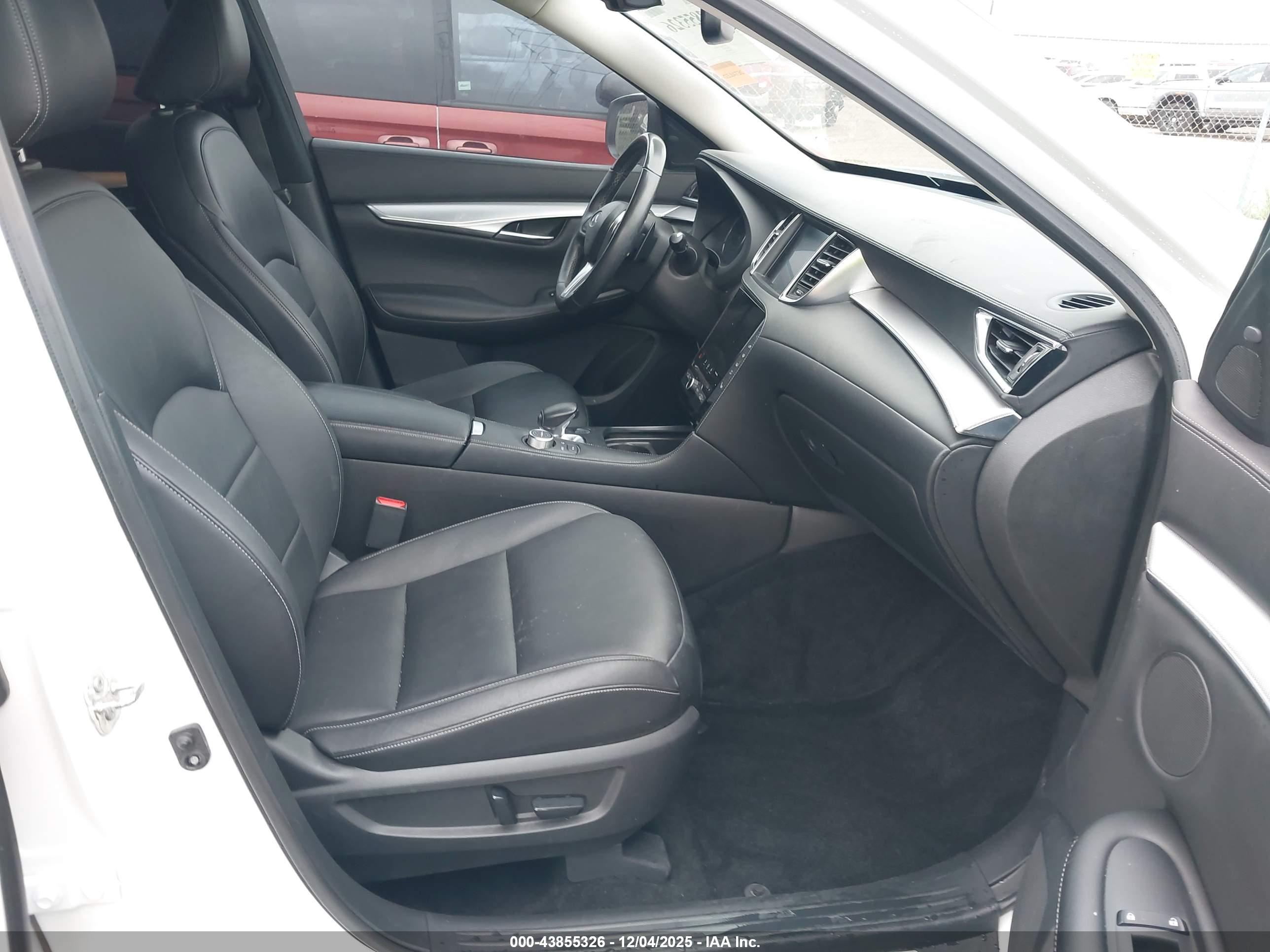 INFINITI QX50 image 5