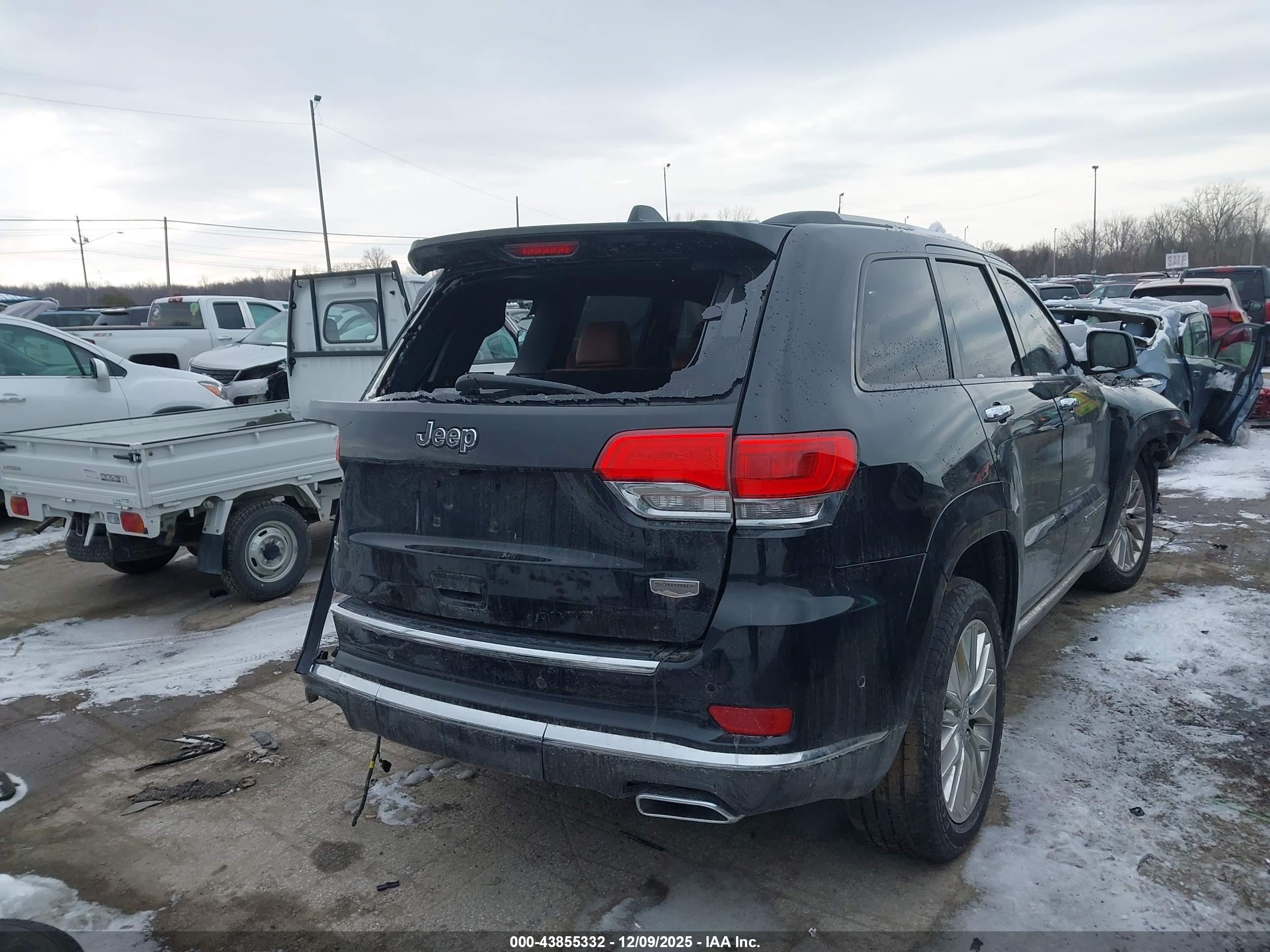 JEEP GRAND image 4
