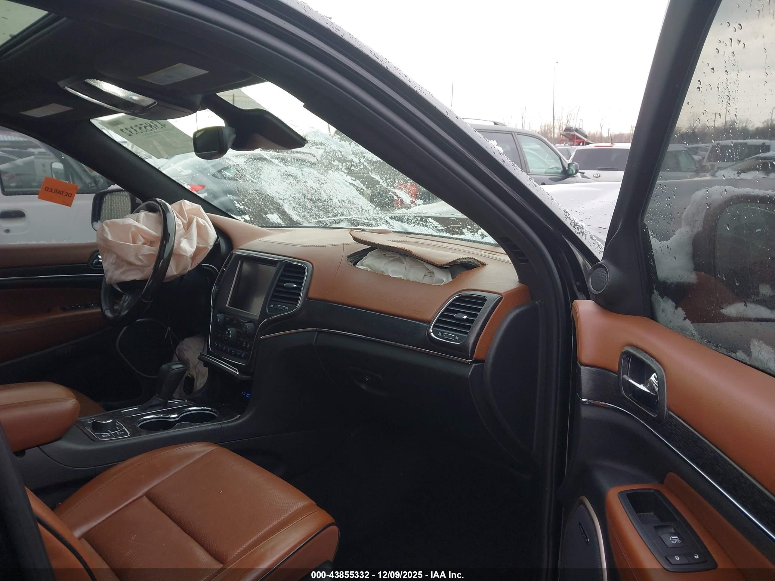 JEEP GRAND image 5