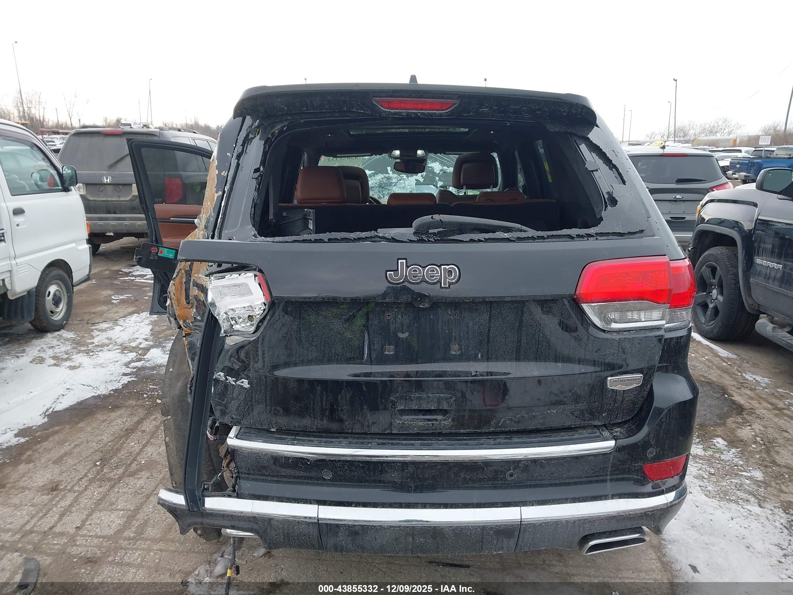 JEEP GRAND image 6