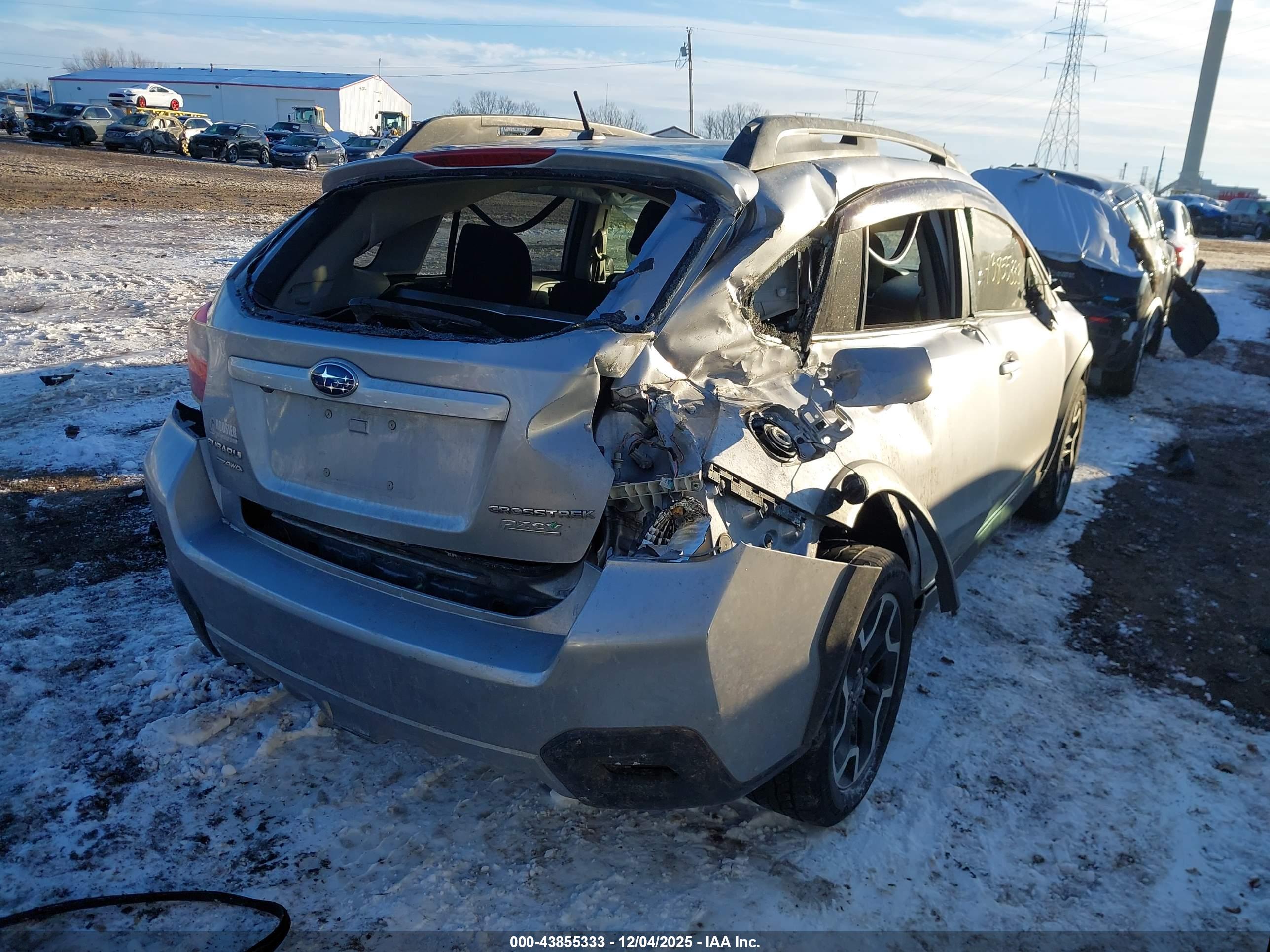 SUBARU CROSSTREK image 4