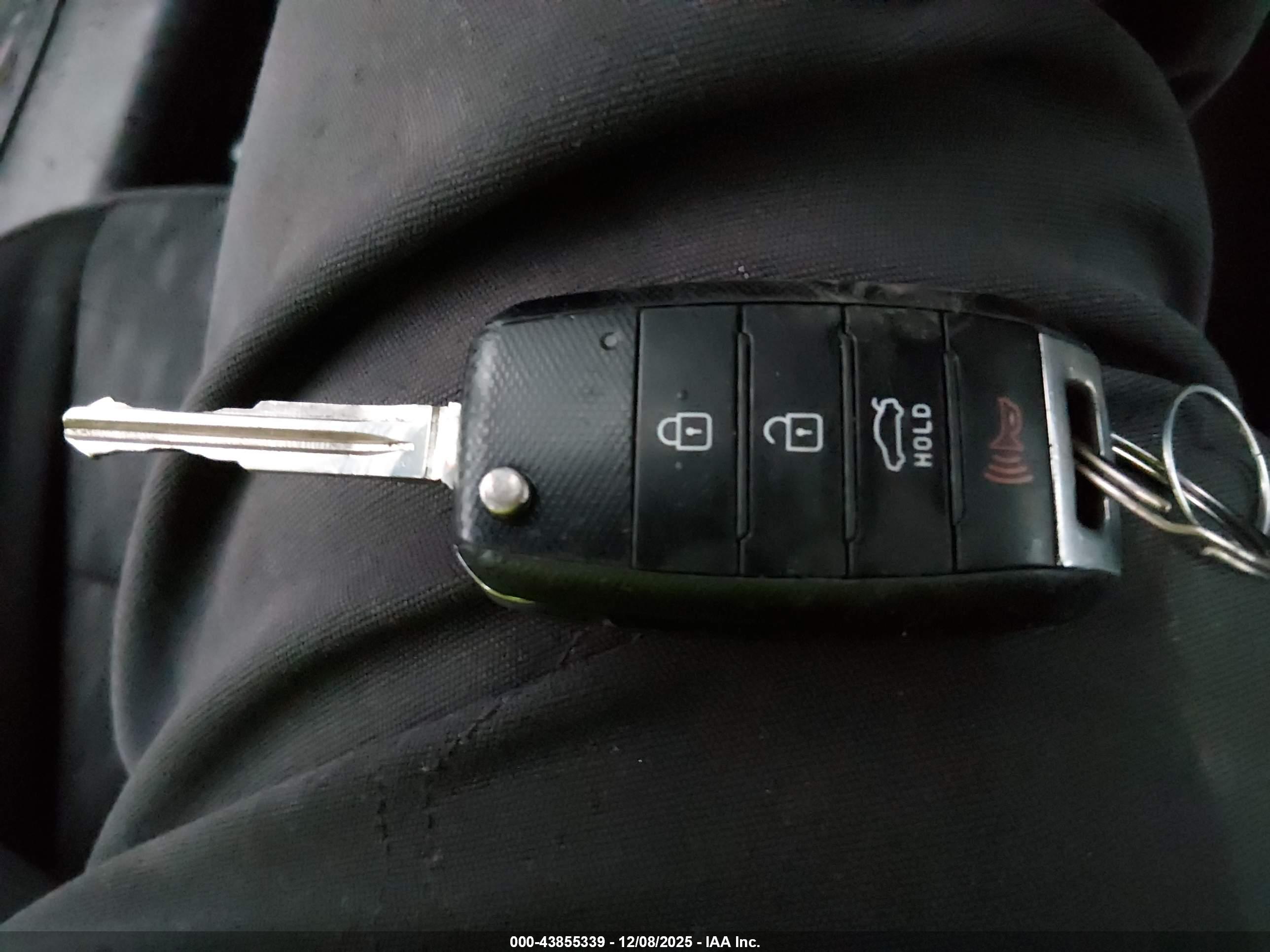 KIA FORTE image 11