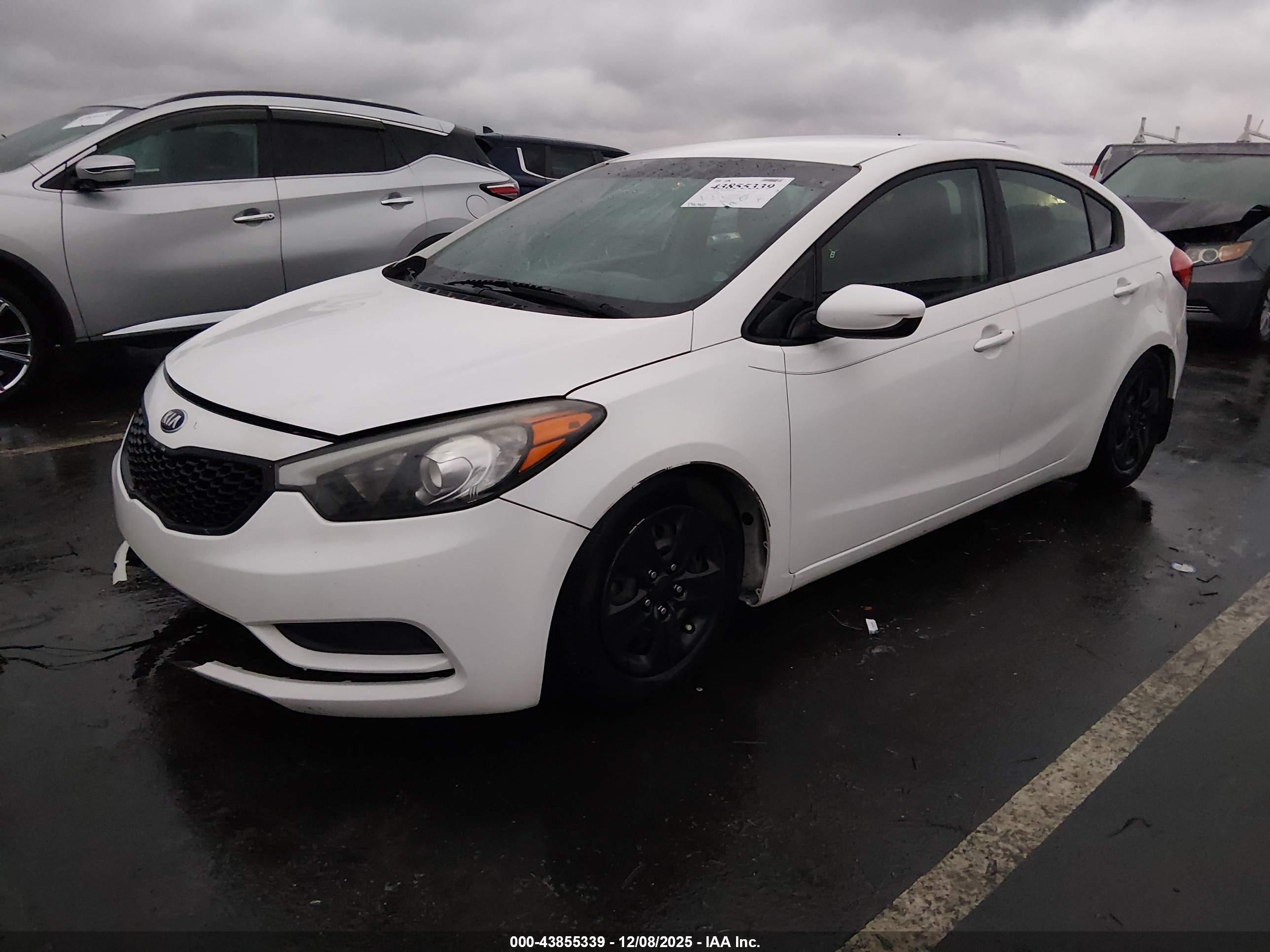 KIA FORTE image 2