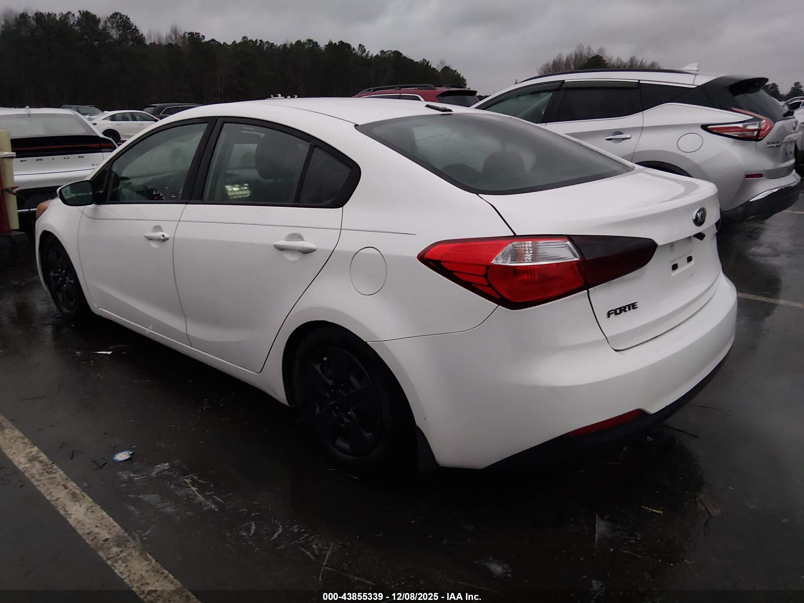 KIA FORTE image 3