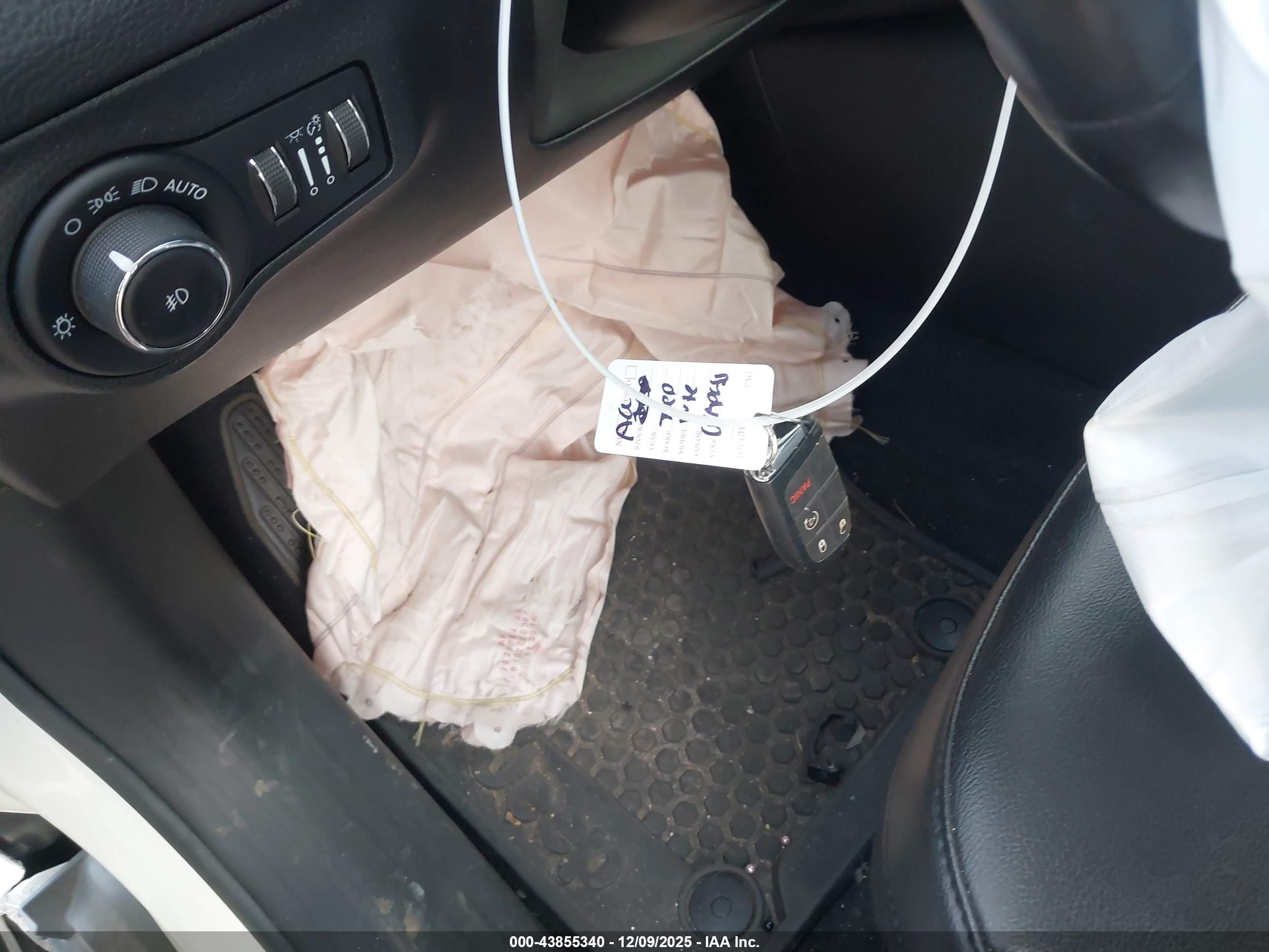JEEP COMPASS image 11