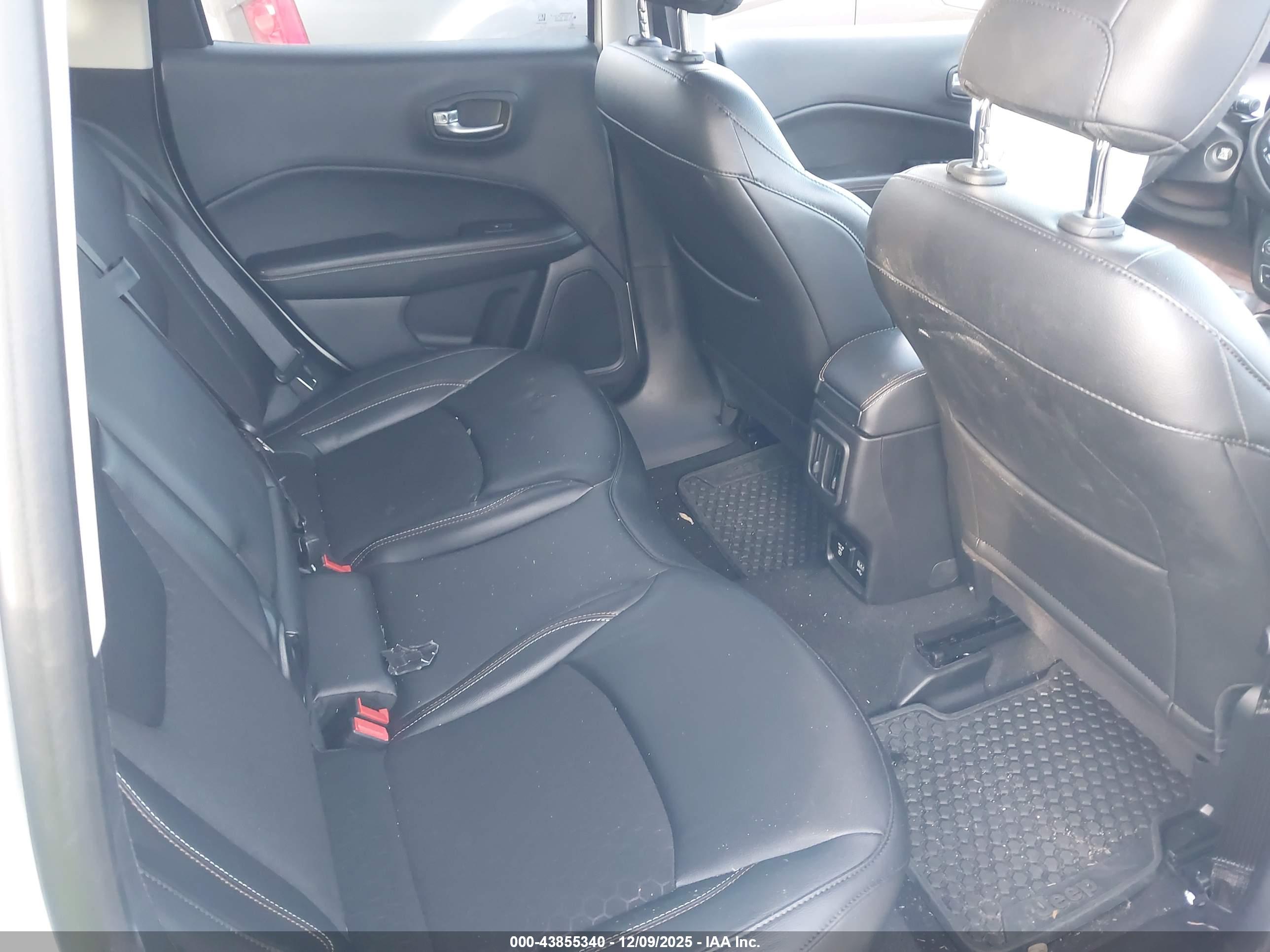 JEEP COMPASS image 8
