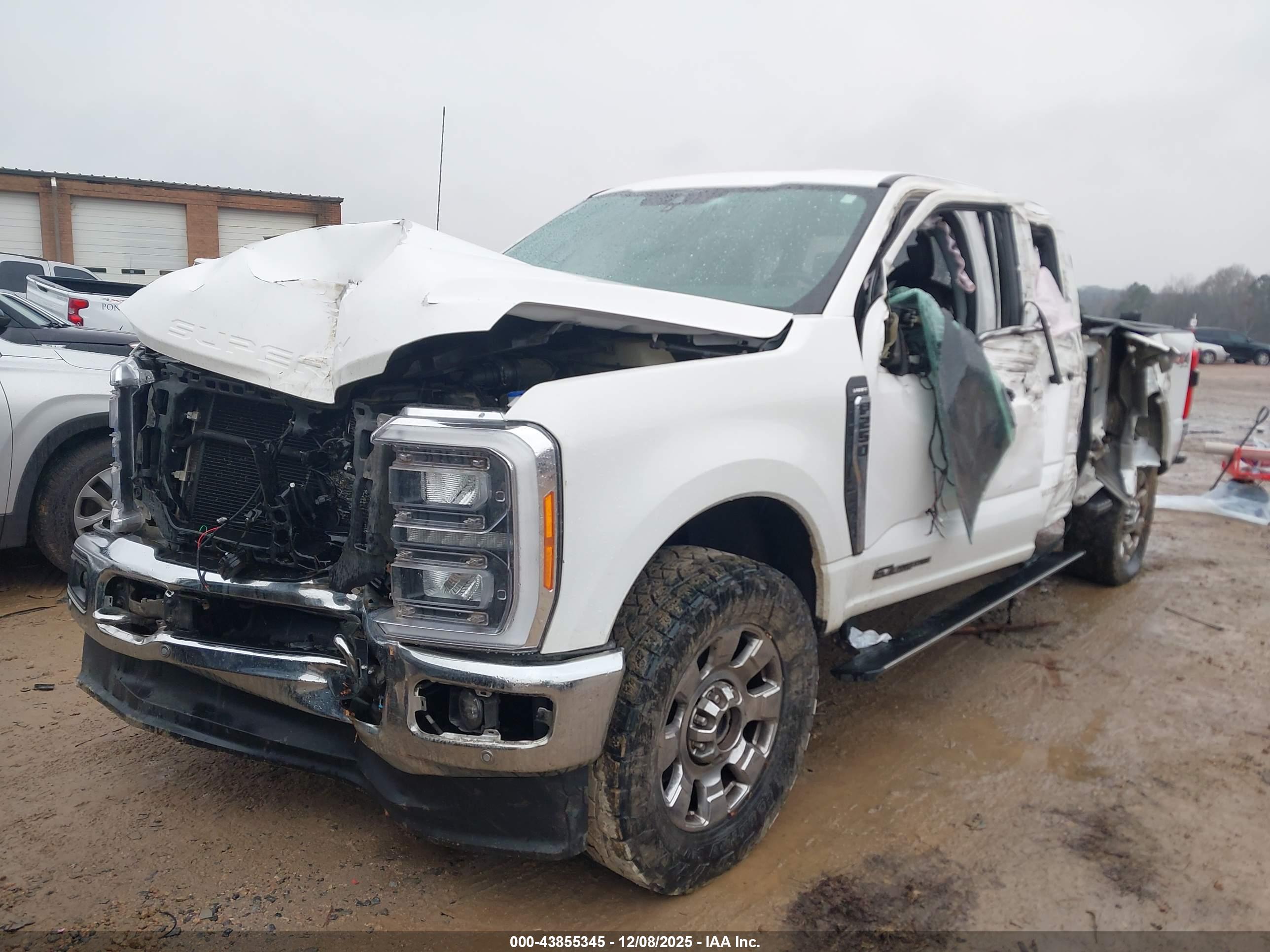 FORD F-250 image 2