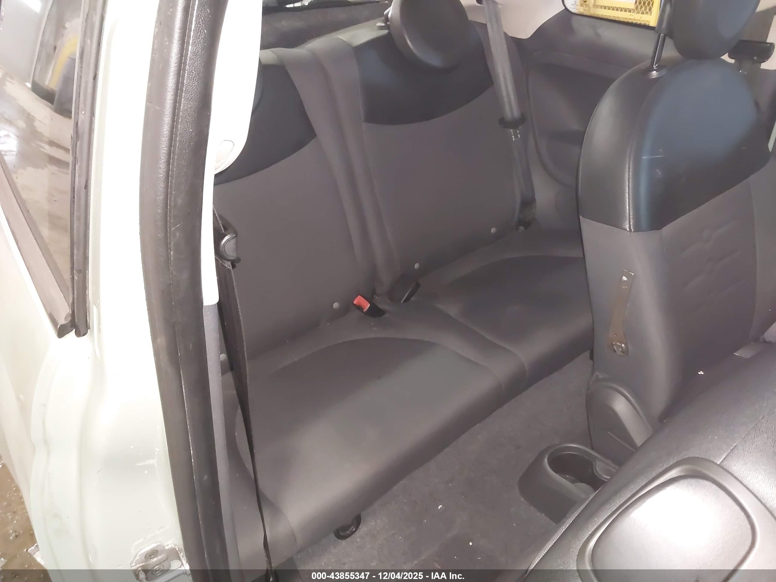 FIAT 500 image 8
