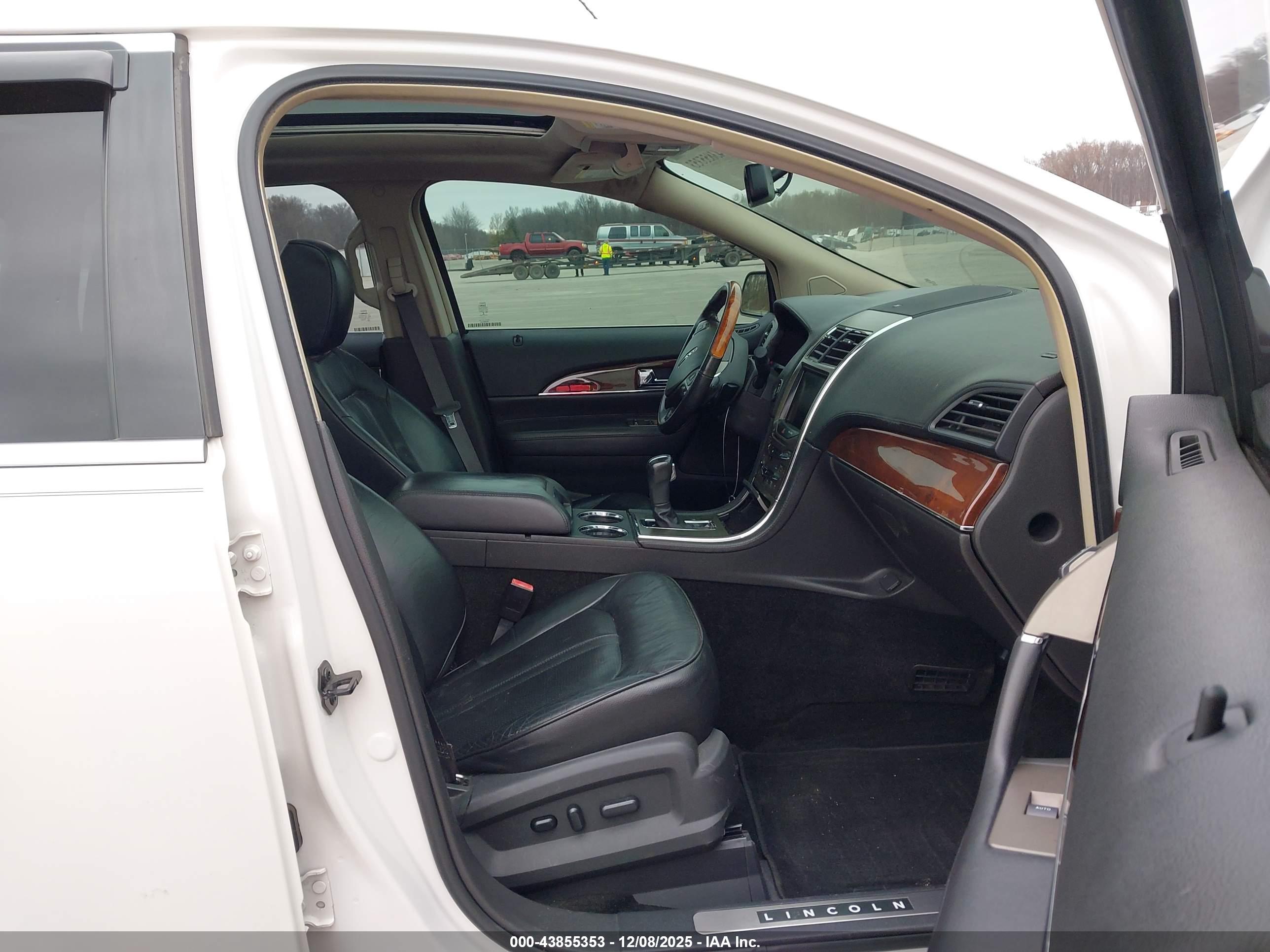 LINCOLN MKX image 5