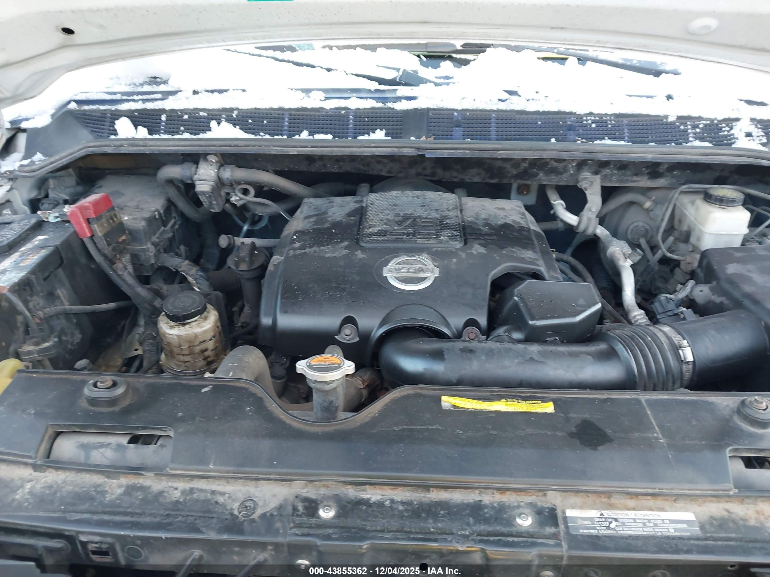 NISSAN TITAN image 10