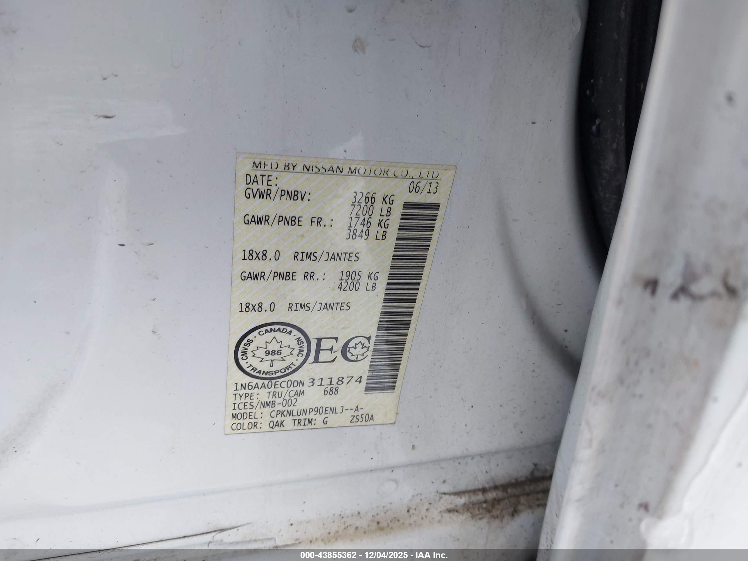 NISSAN TITAN image 9
