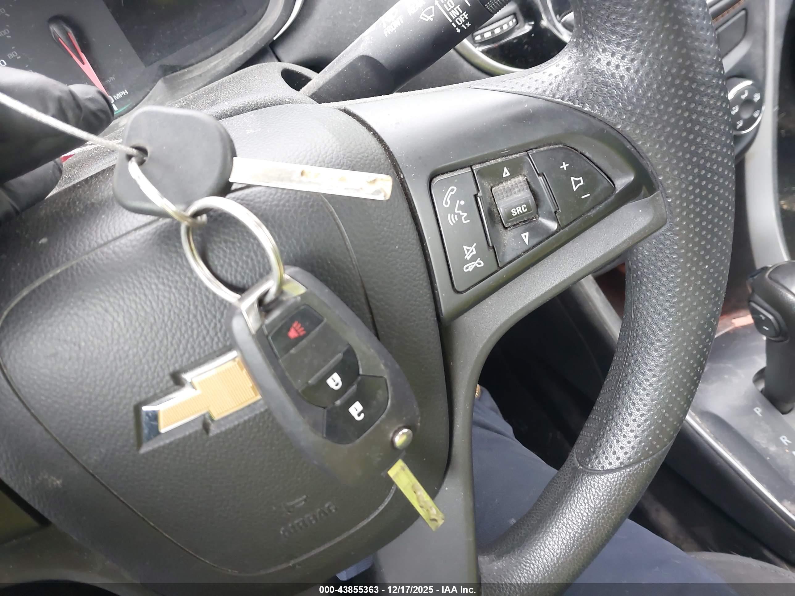 CHEVROLET TRAX image 11