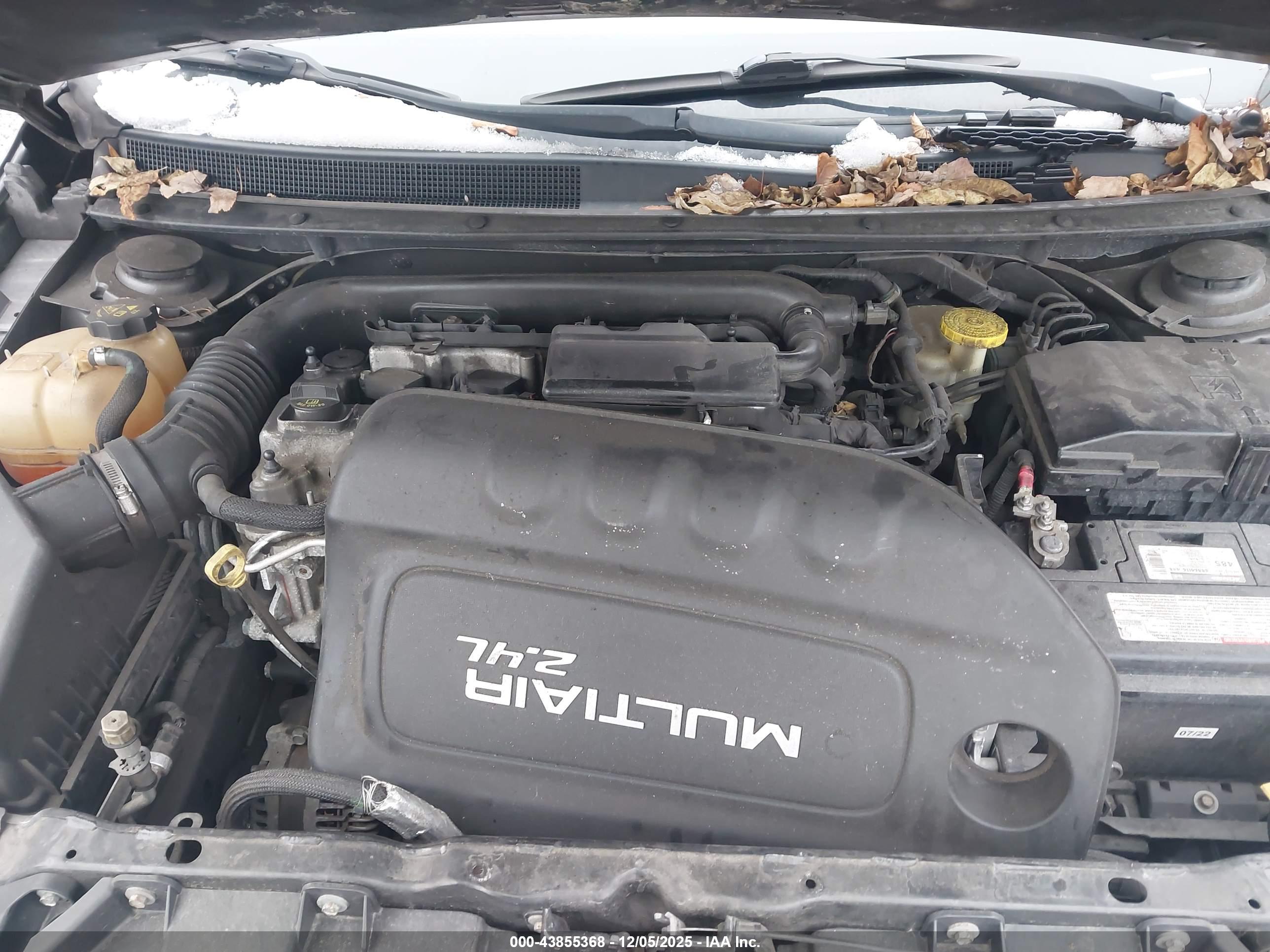 CHRYSLER 200 image 10
