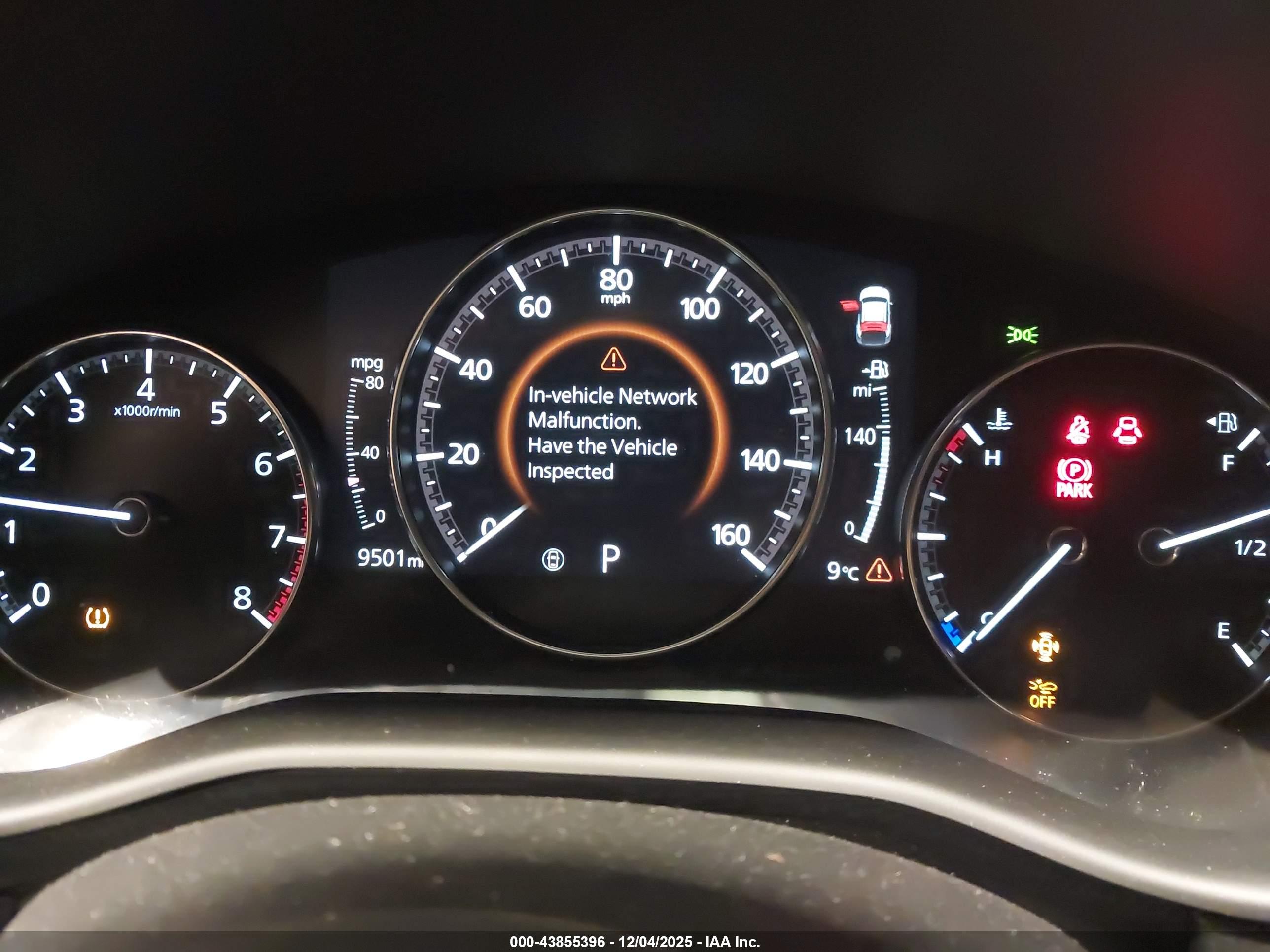 MAZDA CX-30 image 7
