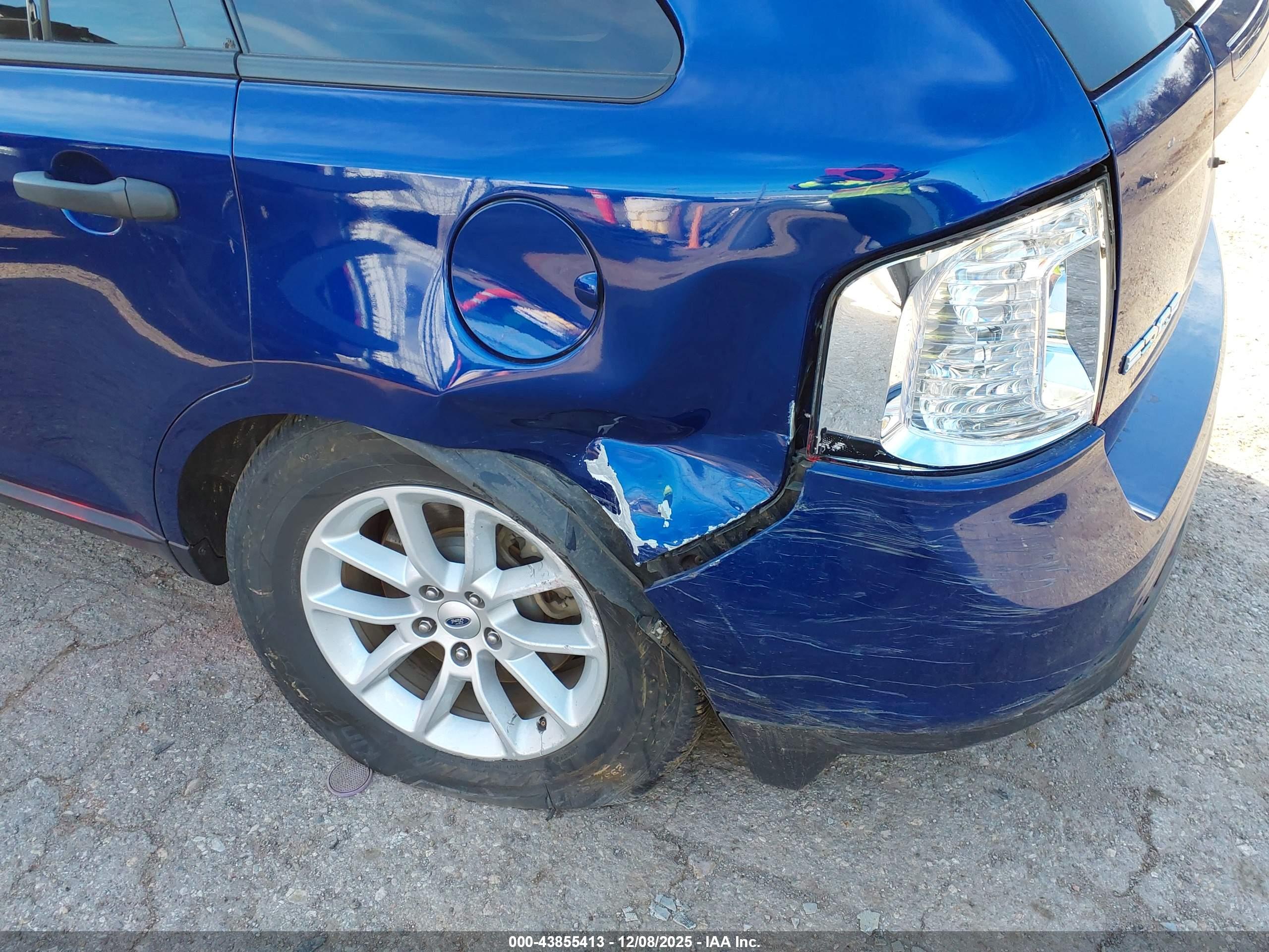 FORD EDGE image 6