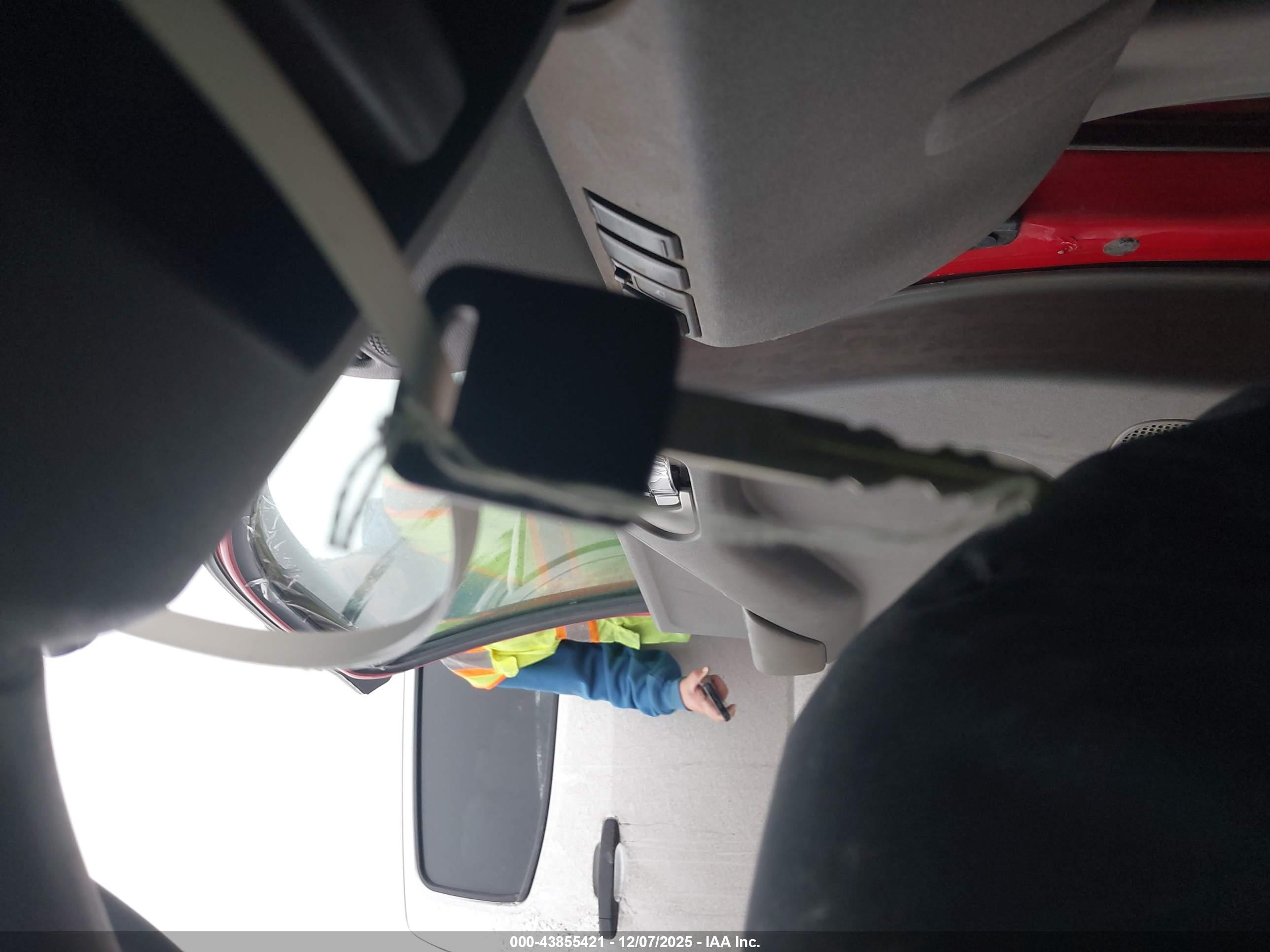 NISSAN FRONTIER image 11
