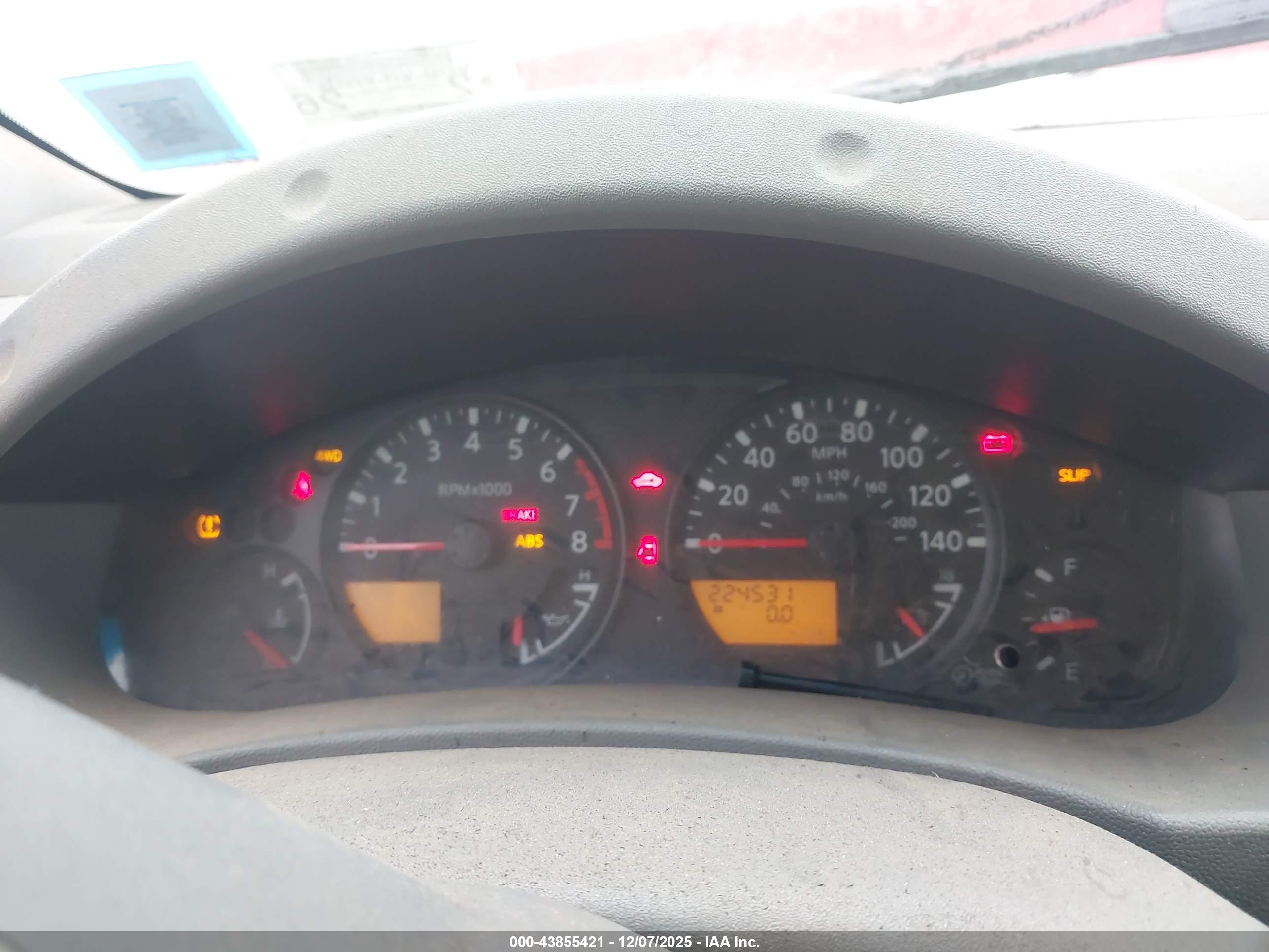 NISSAN FRONTIER image 7