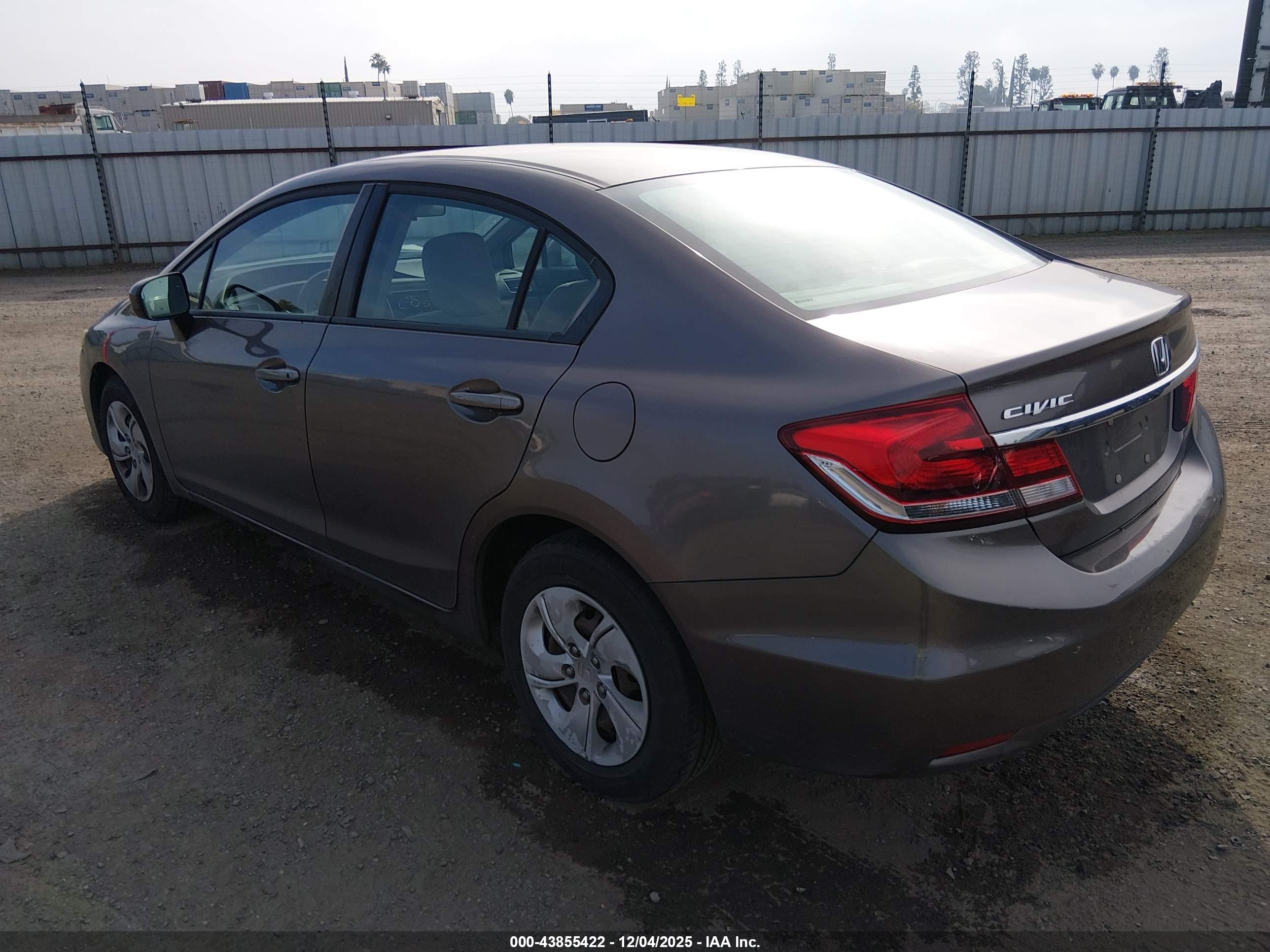HONDA CIVIC image 3