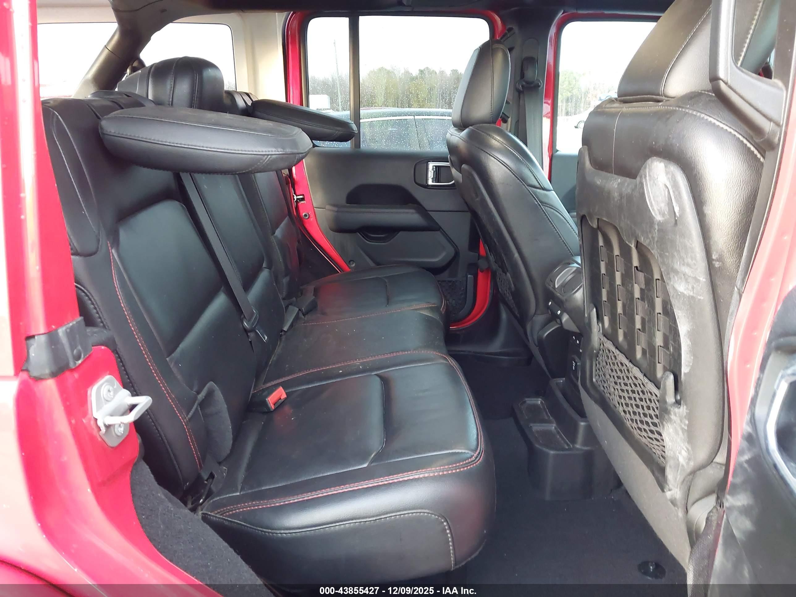 JEEP WRANGLER image 8