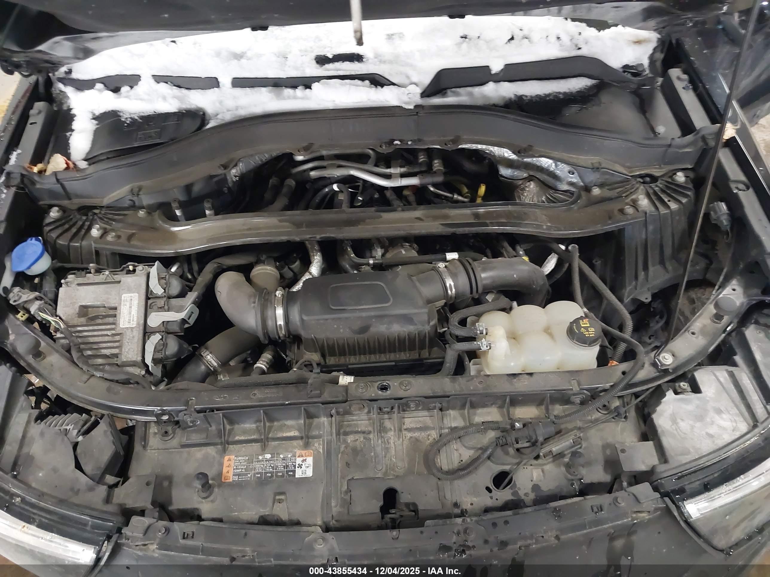 FORD EXPLORER image 10