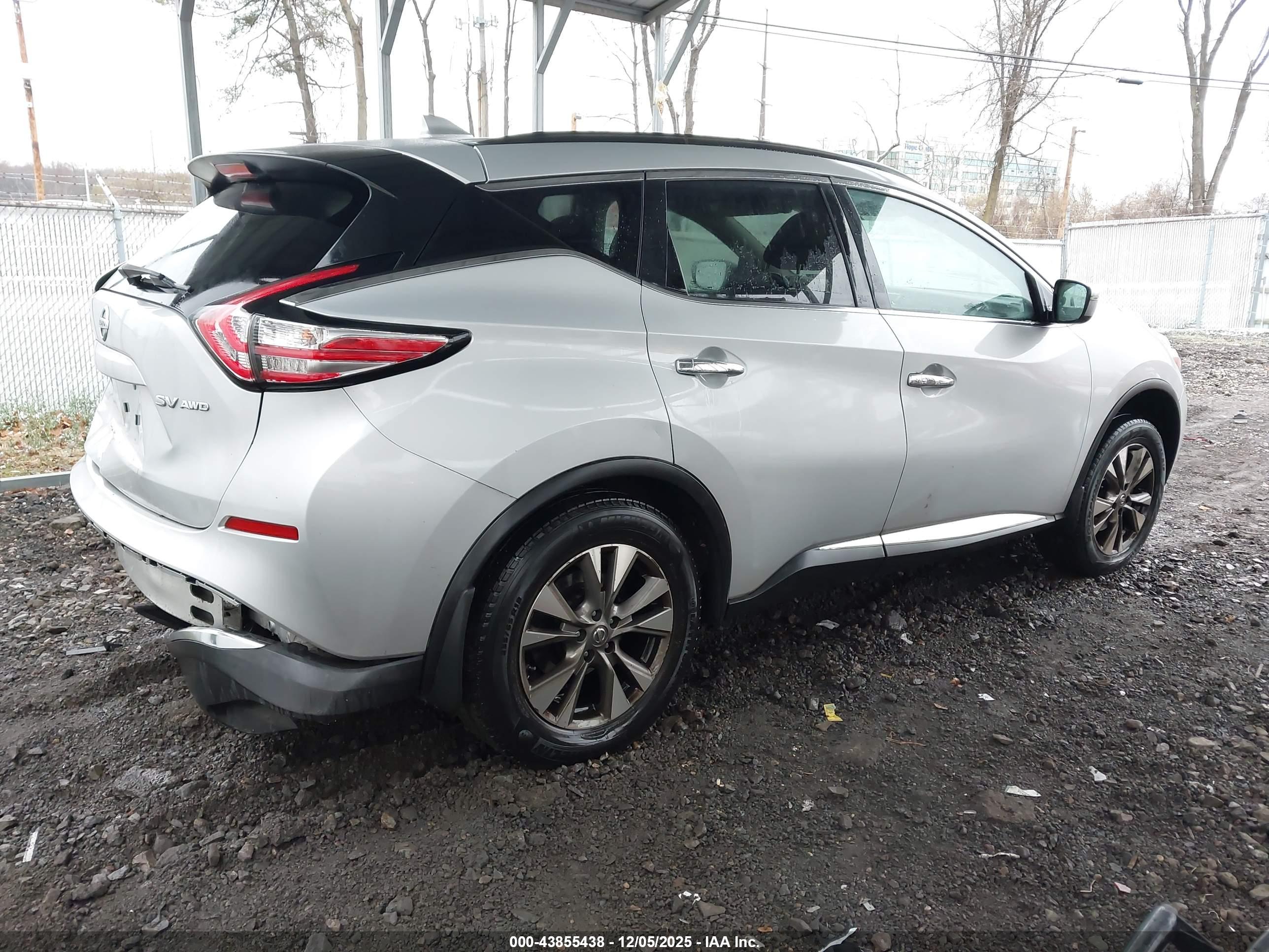 NISSAN MURANO image 4