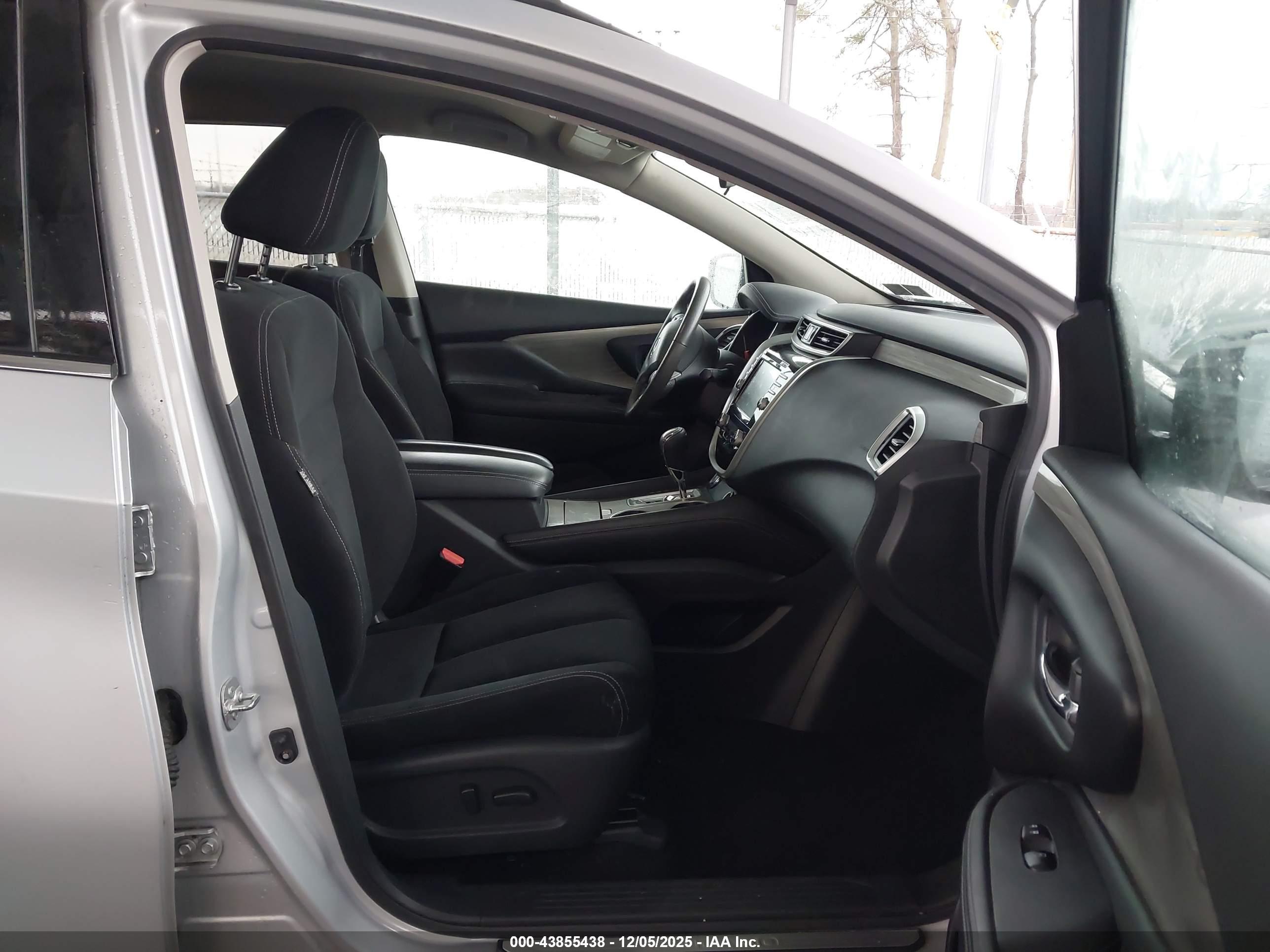 NISSAN MURANO image 5