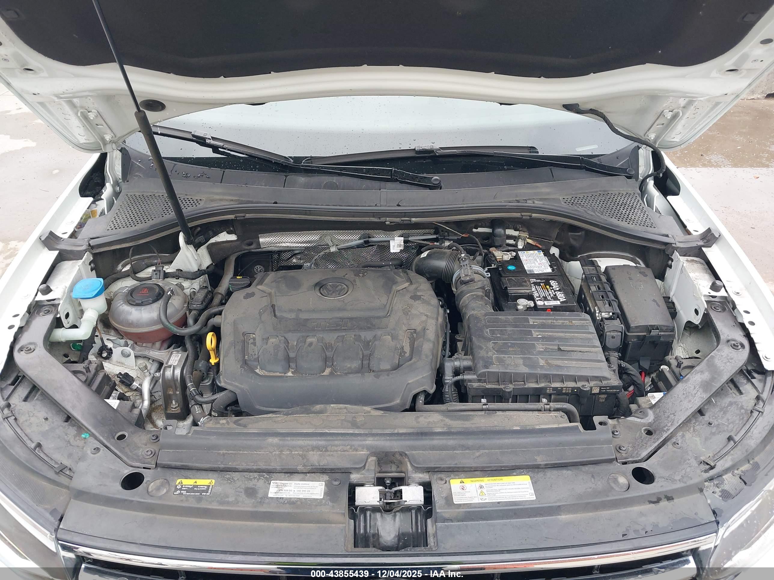 VOLKSWAGEN TIGUAN image 10